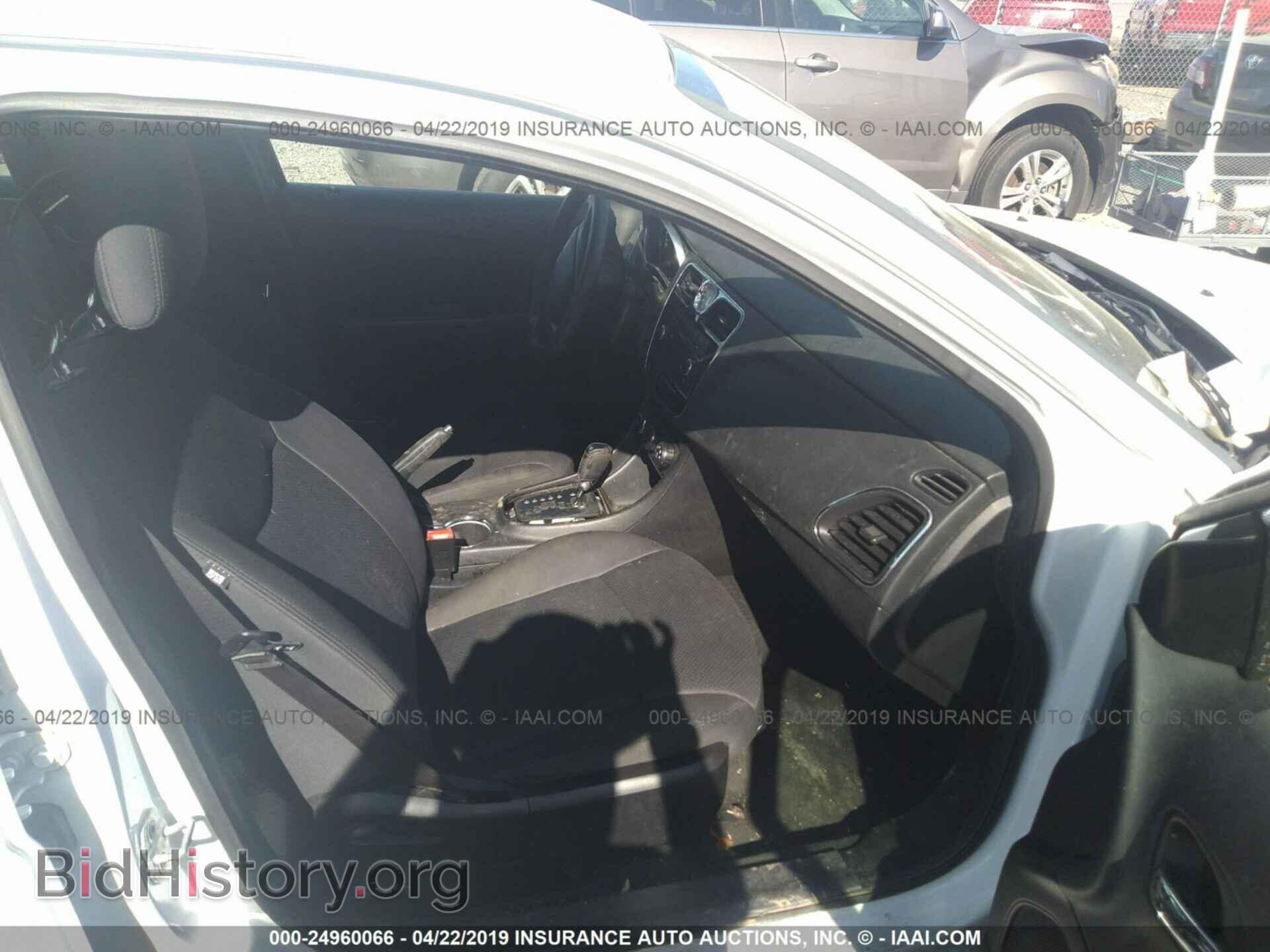2013 CHRYSLER 200 - VIN: 1C3CCBAB4DN646588 - Photo 5