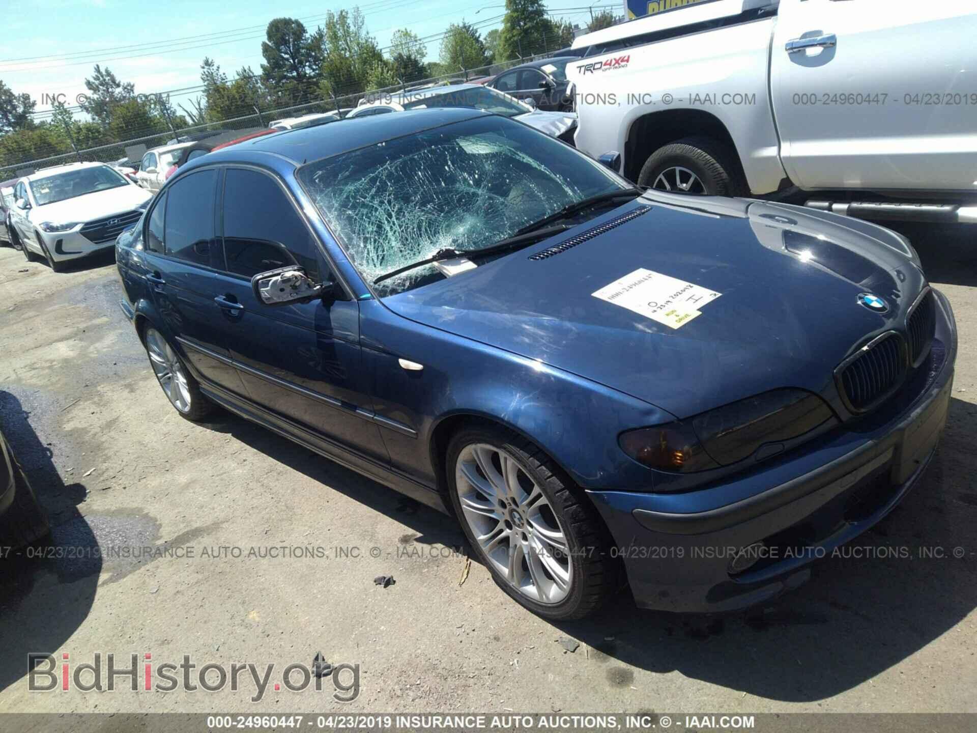 Photo WBAEV53493KM04438 - BMW 330 2003