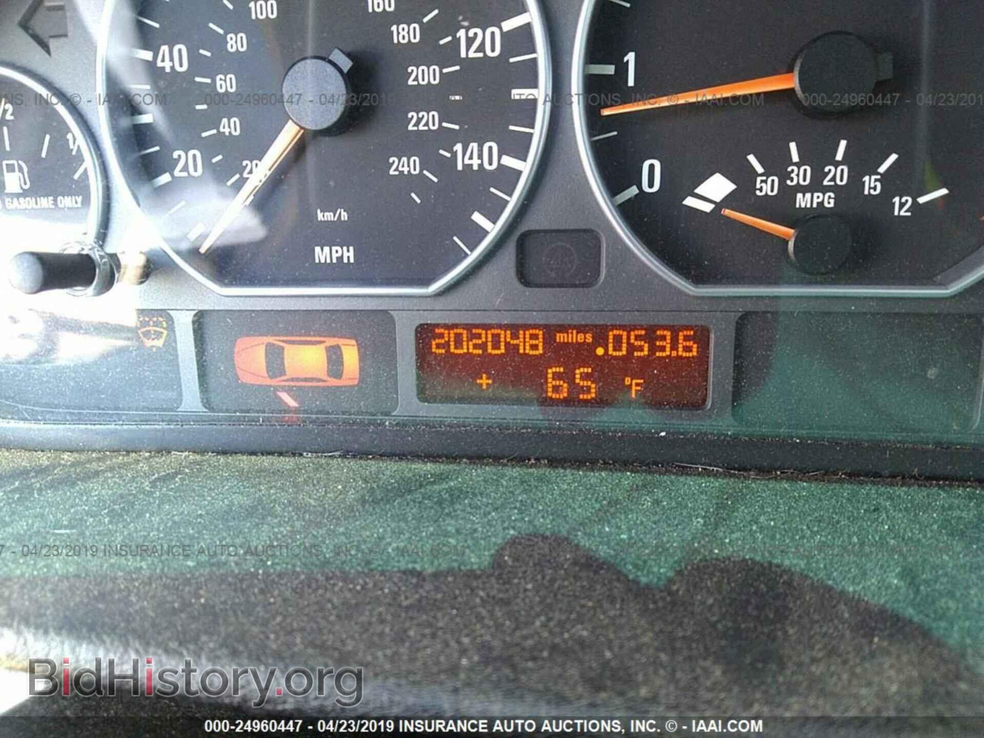 2003 BMW 330 - VIN: WBAEV53493KM04438 - Фото 7