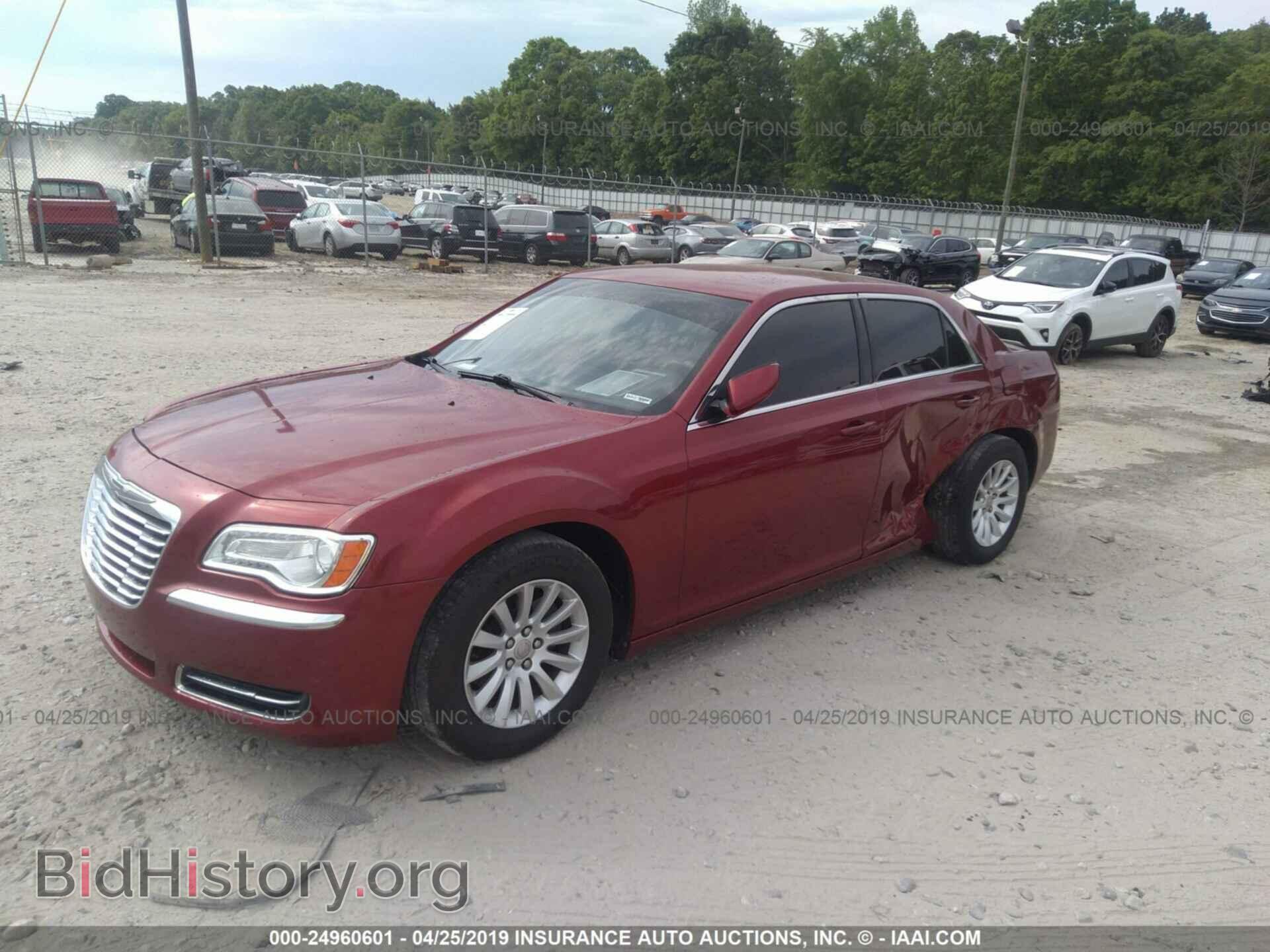 2012 CHRYSLER 300 - VIN: 2C3CCAAG6CH165934 - Фото 2