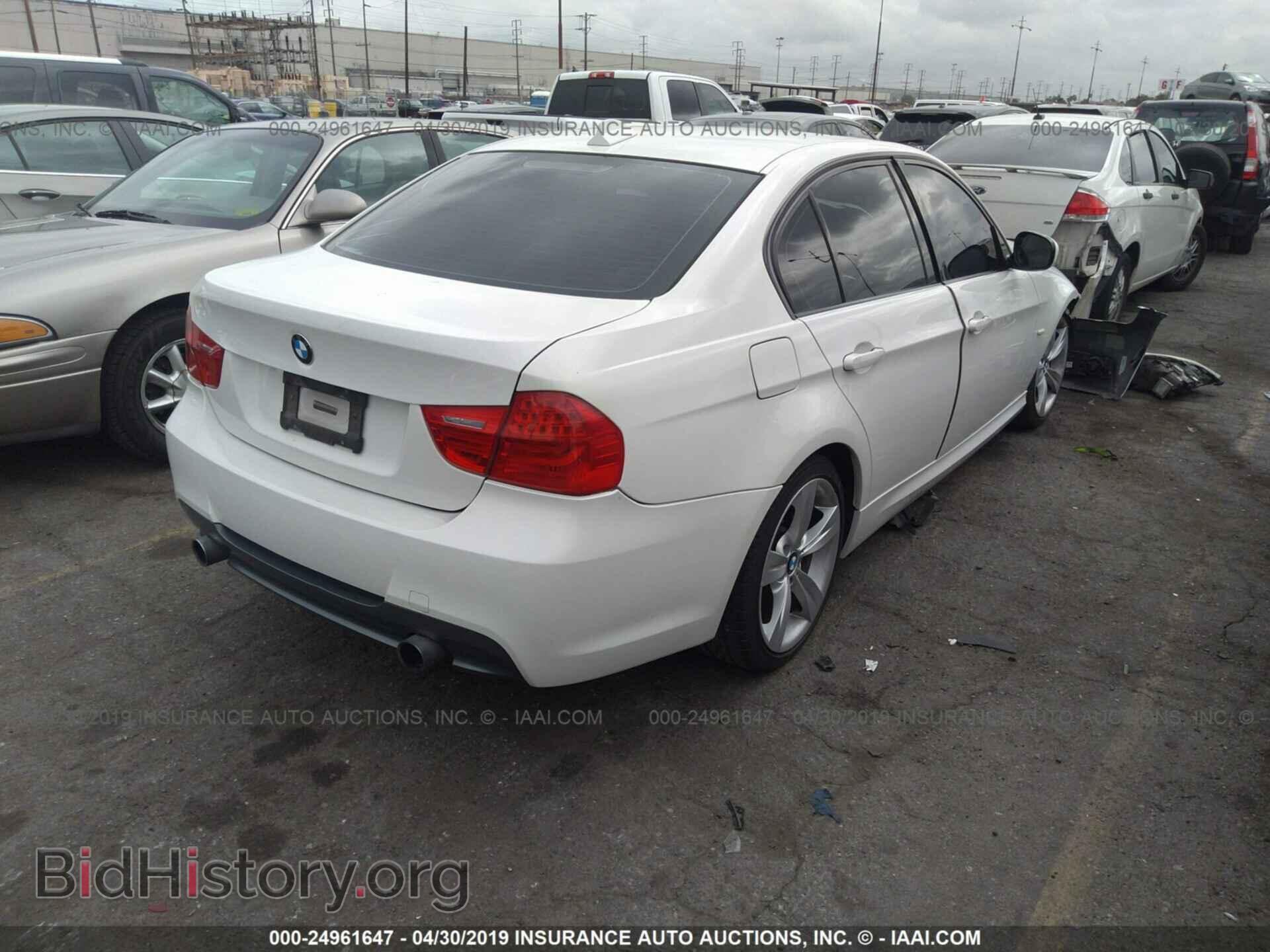 2009 BMW 335 - VIN: WBAPM775X9NL86906 - Фото 4