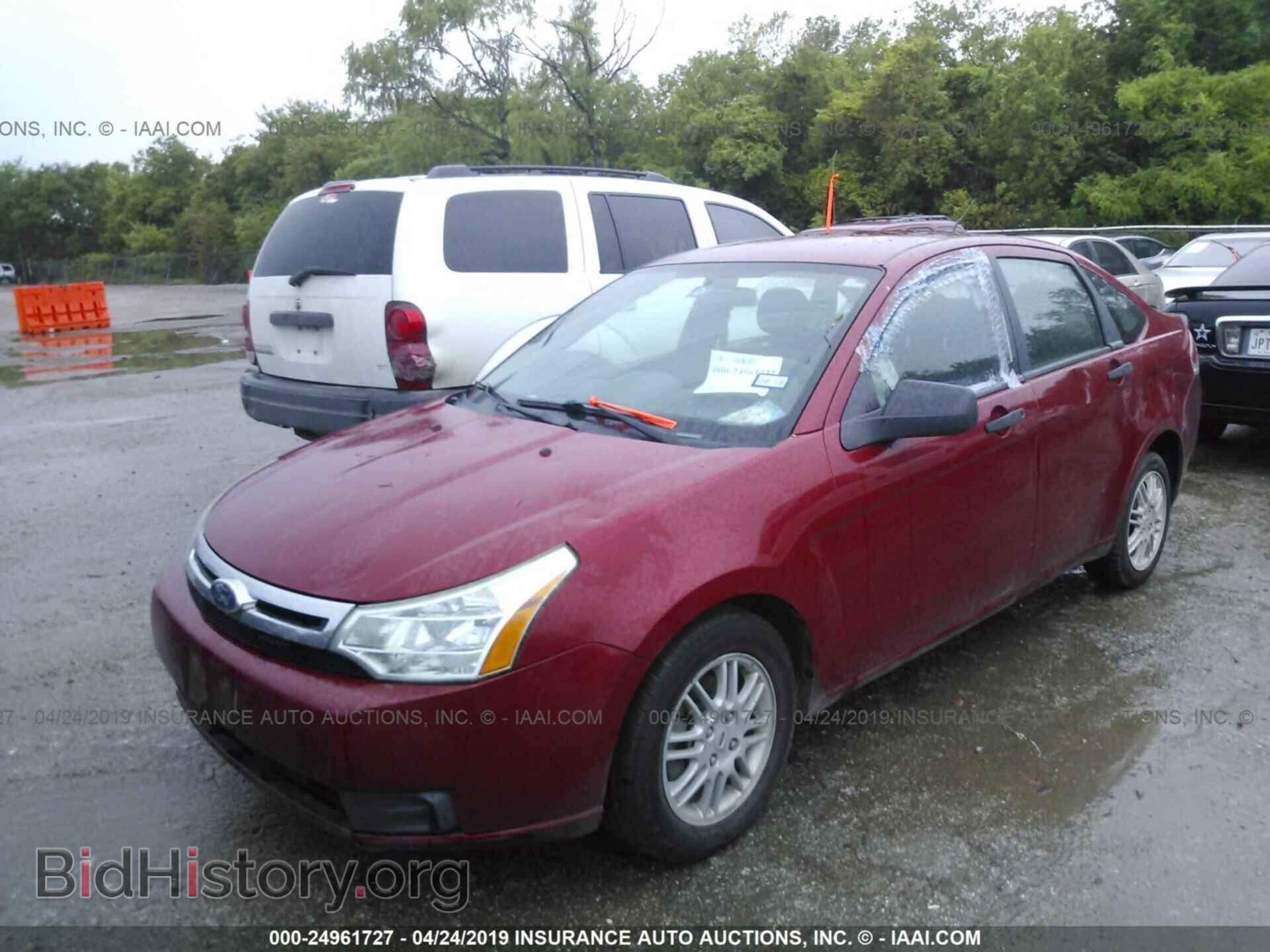 2010 FORD FOCUS - VIN: 1FAHP3FN7AW194825 - Фото 2