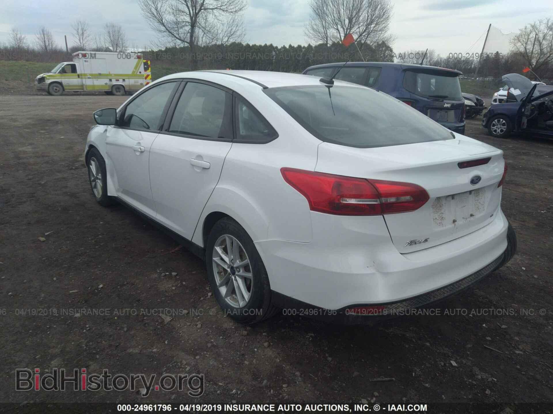 2017 FORD FOCUS - VIN: 1FADP3F27HL321590 - Фото 3