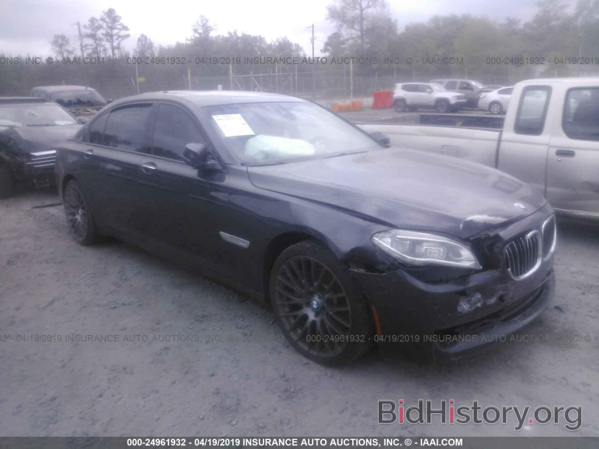 Photo WBAYE8C51DD132819 - BMW 750 2013