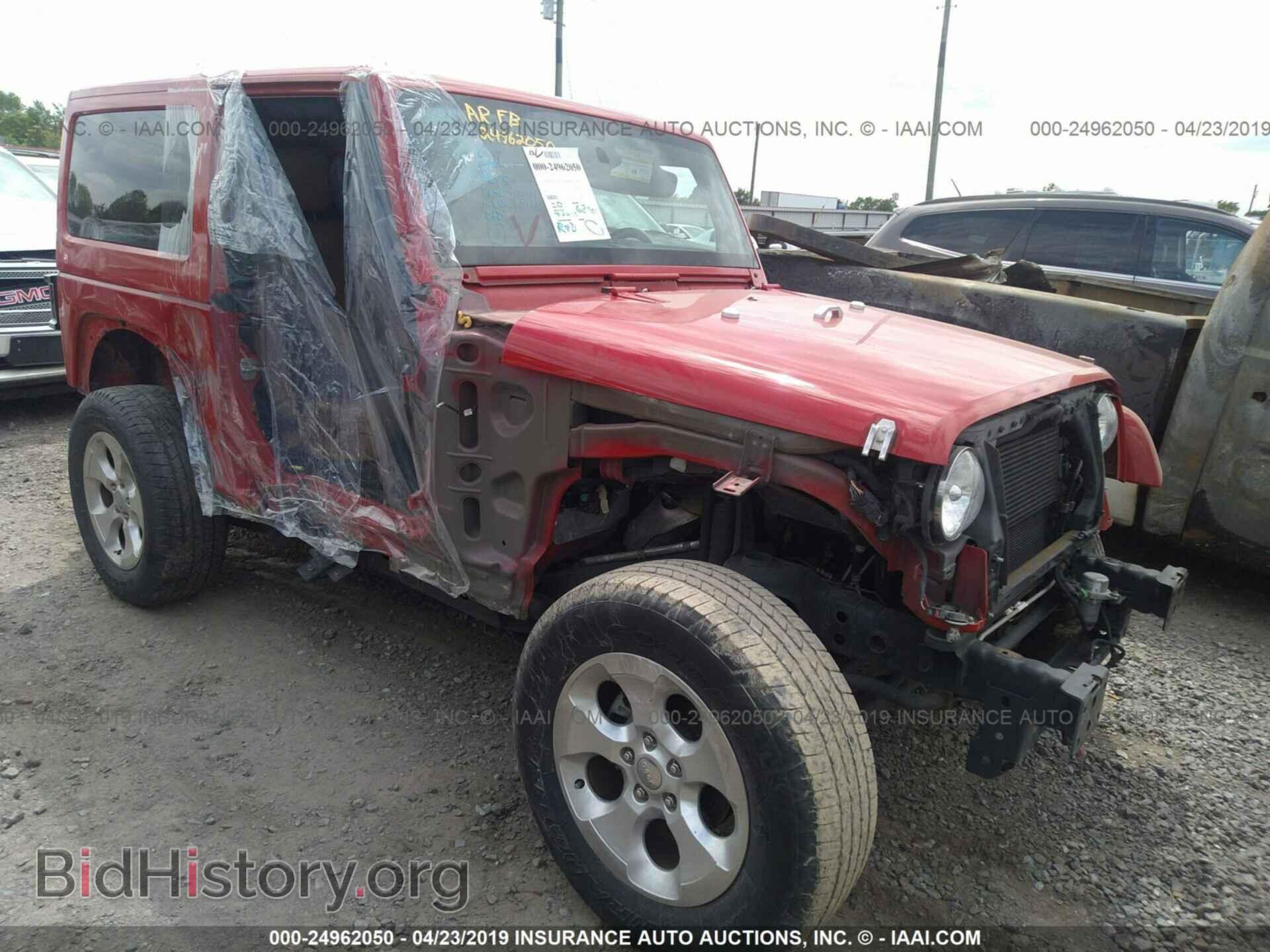 Photo 1C4GJWBG5CL111476 - JEEP WRANGLER 2012