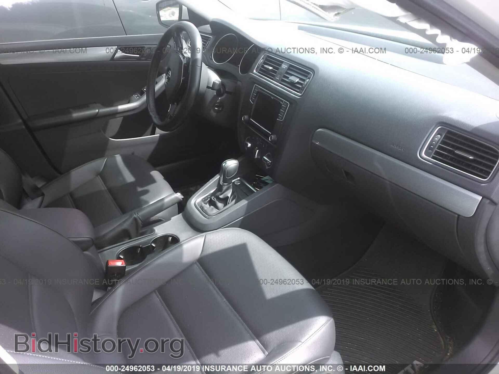2017 VOLKSWAGEN JETTA - VIN: 3VWDB7AJXHM228248 - Фото 5