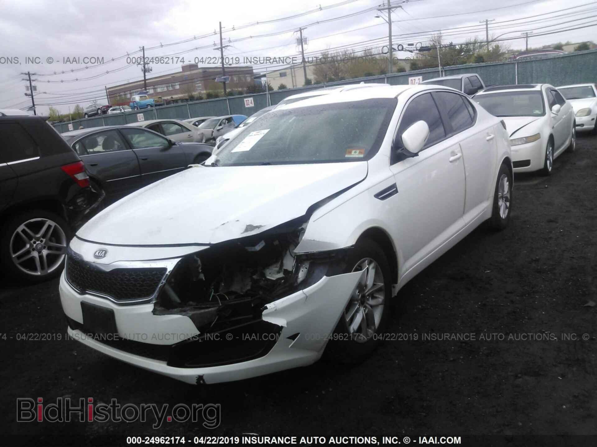 2011 KIA OPTIMA - VIN: KNAGM4A74B5106752 - Photo 2