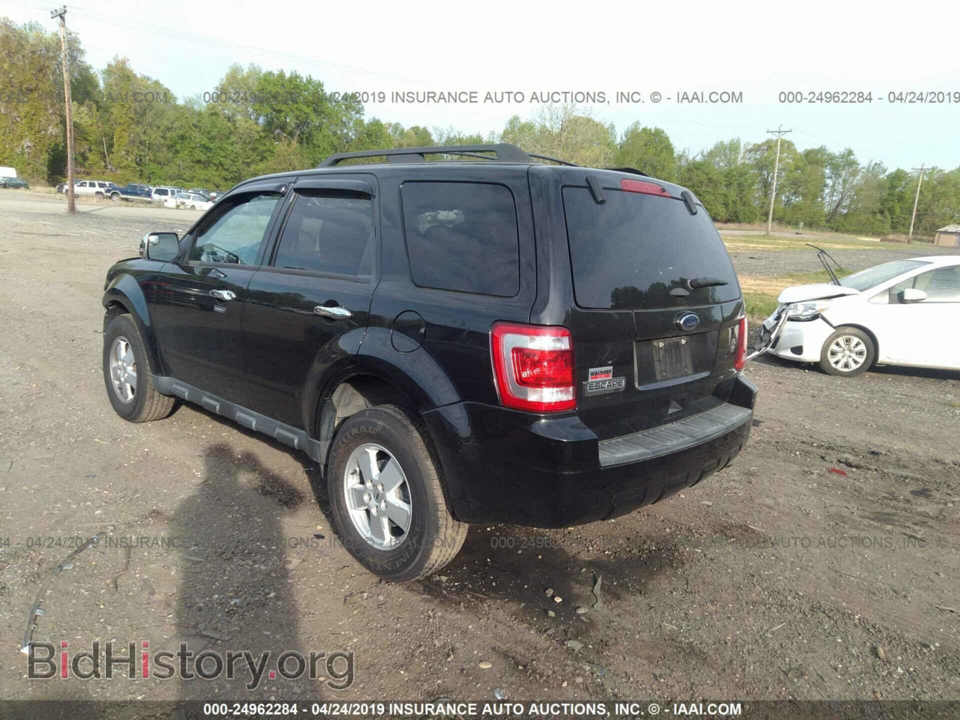 2011 FORD ESCAPE - VIN: 1FMCU0D79BKB32685 - Photo 3