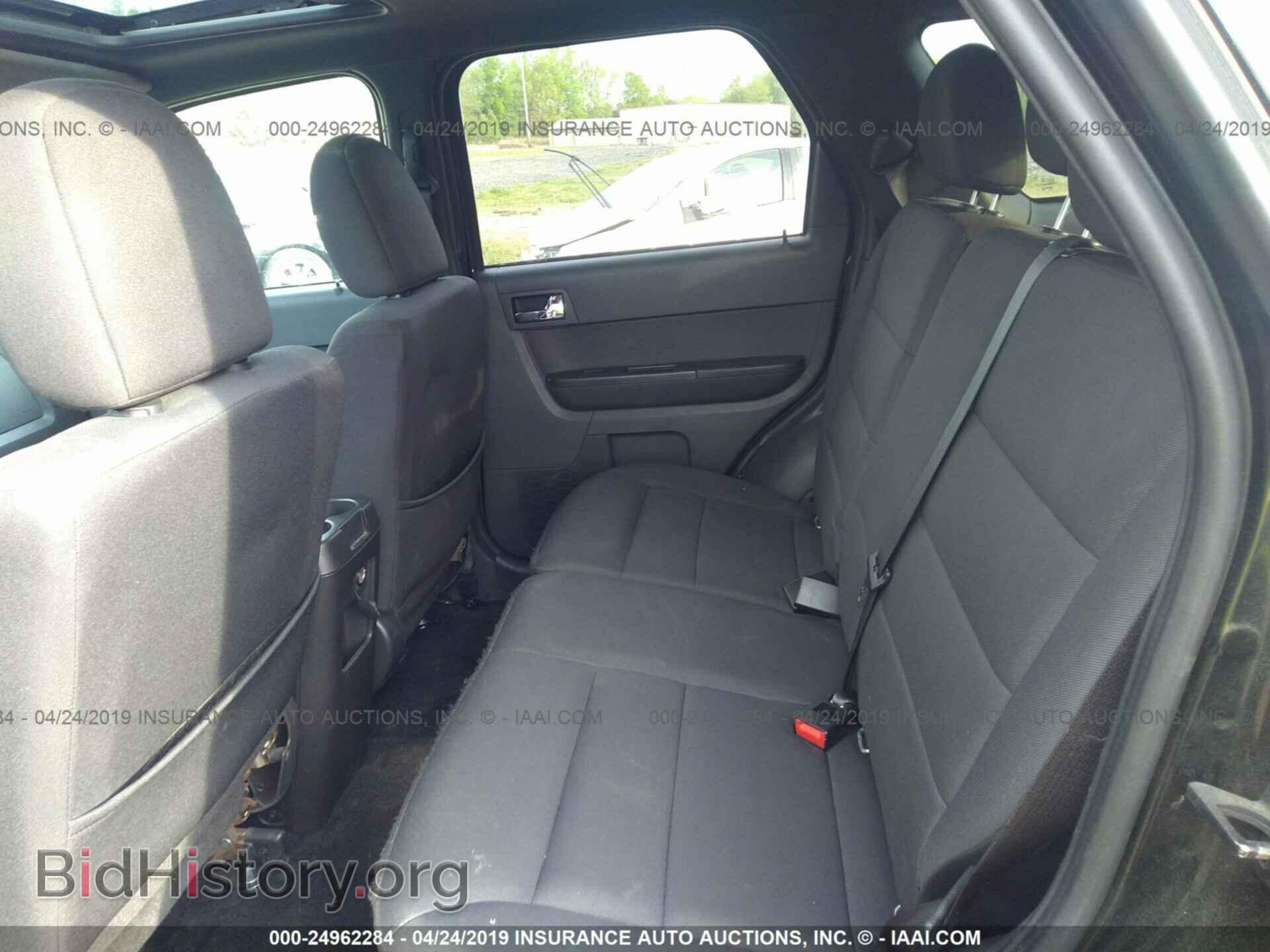 2011 FORD ESCAPE - VIN: 1FMCU0D79BKB32685 - Photo 8