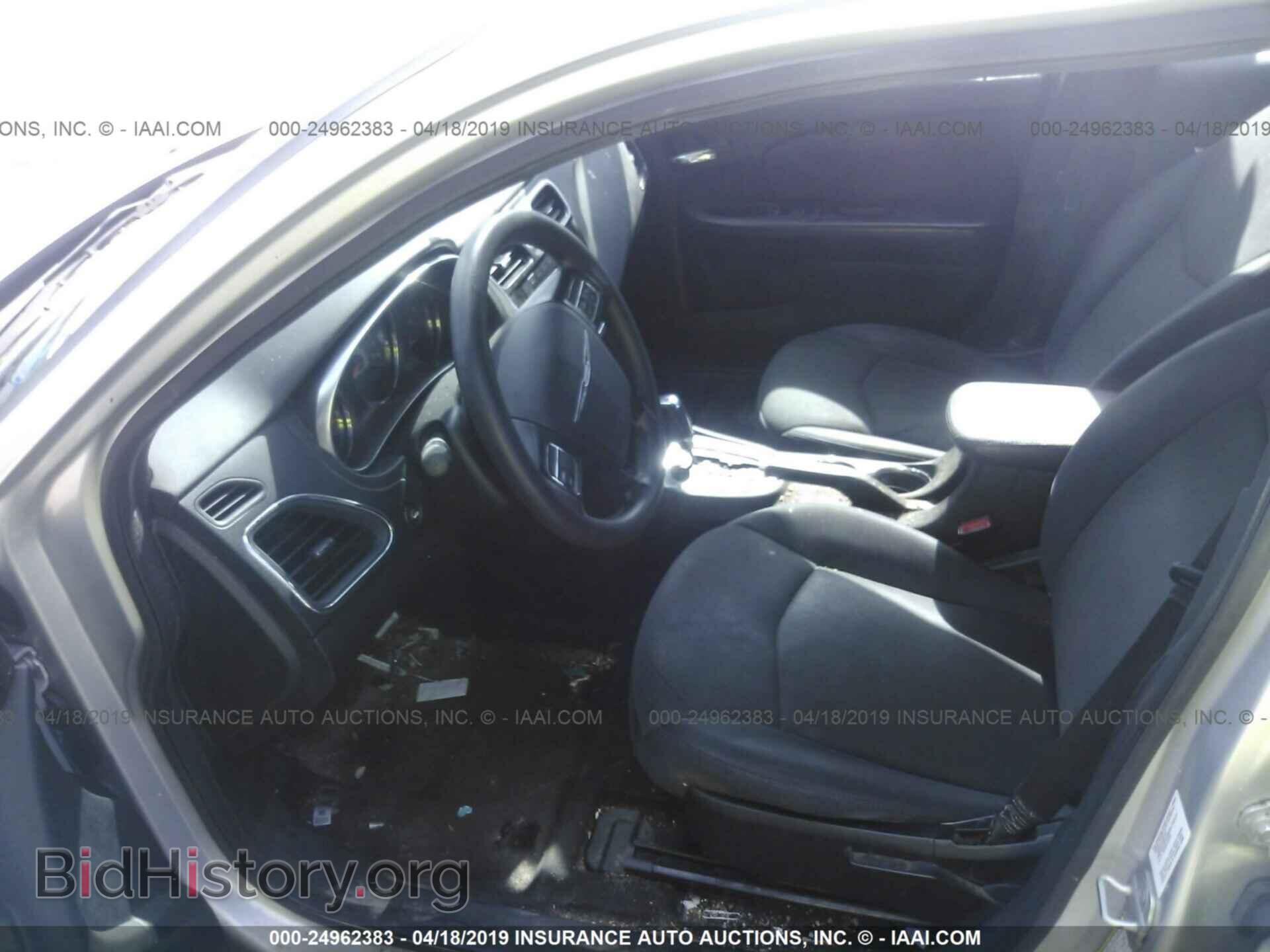 2012 CHRYSLER 200 - VIN: 1C3CCBAB8CN208462 - Фото 5