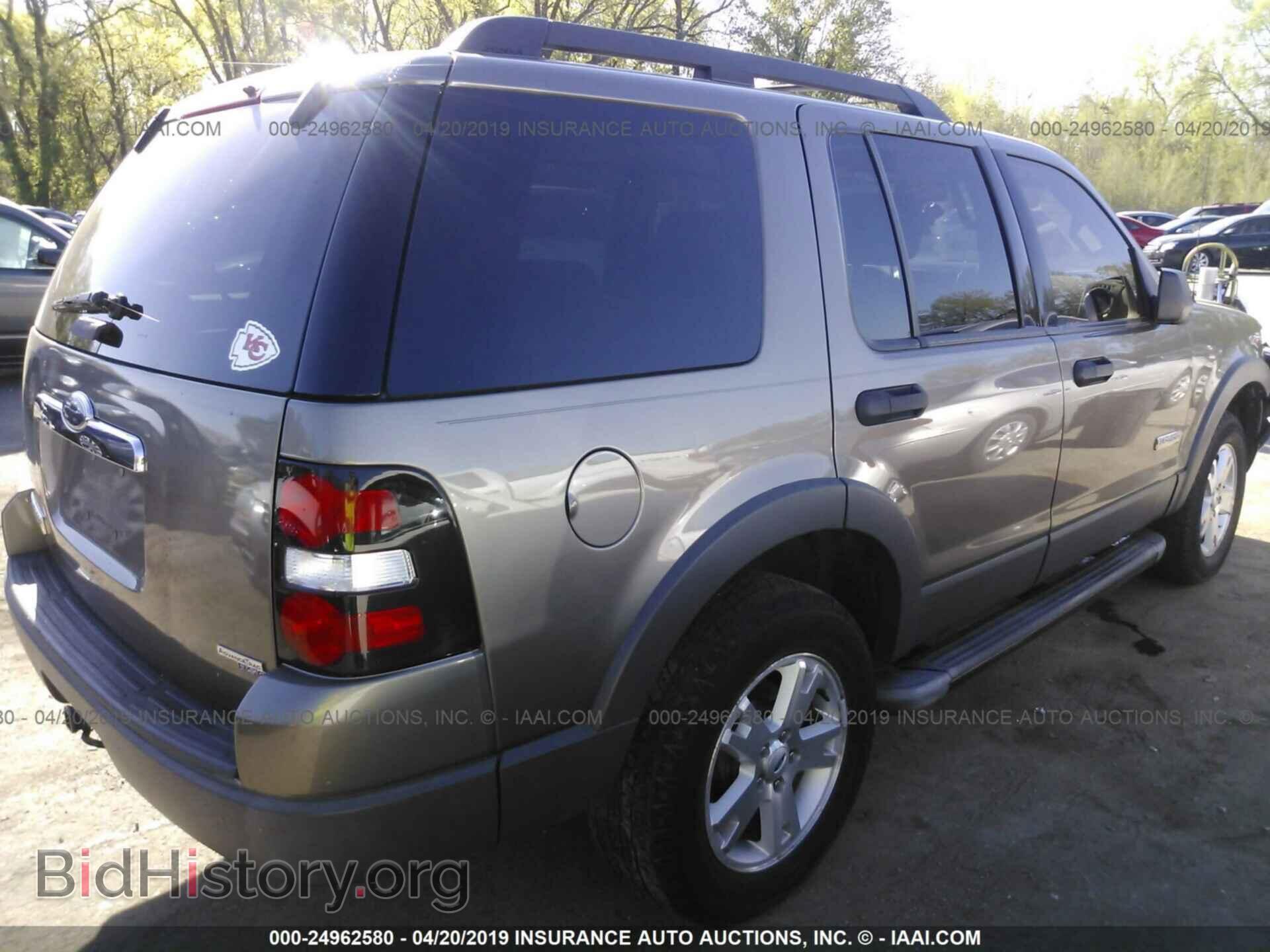 2006 FORD EXPLORER - VIN: 1FMEU73EX6UA61024 - Фото 4