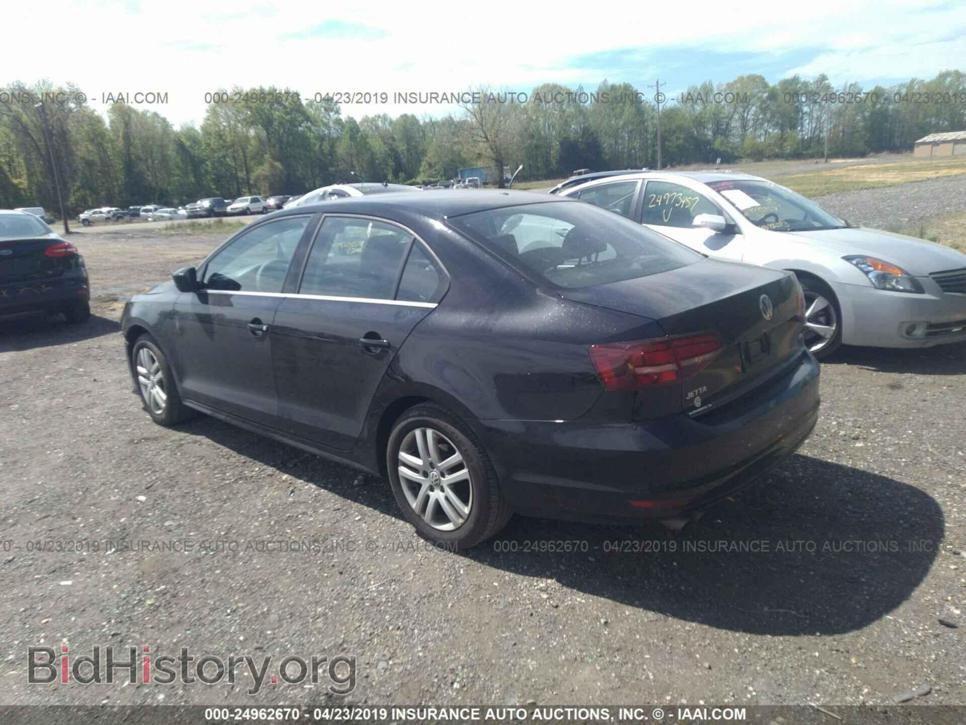 2017 VOLKSWAGEN JETTA - VIN: 3VW2B7AJ5HM244882 - Фото 3