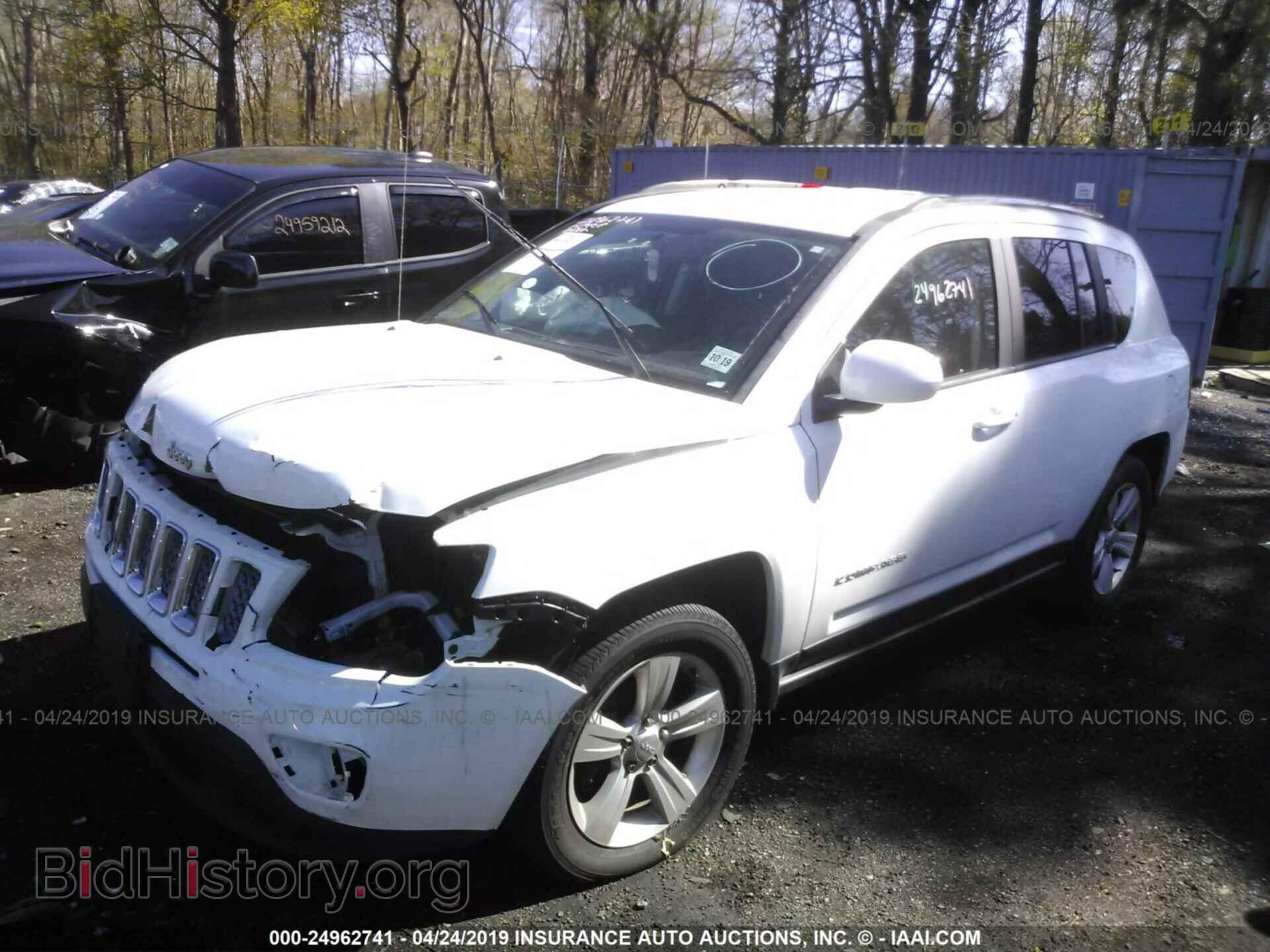 2014 JEEP COMPASS - VIN: 1C4NJDEB0ED641475 - Photo 2