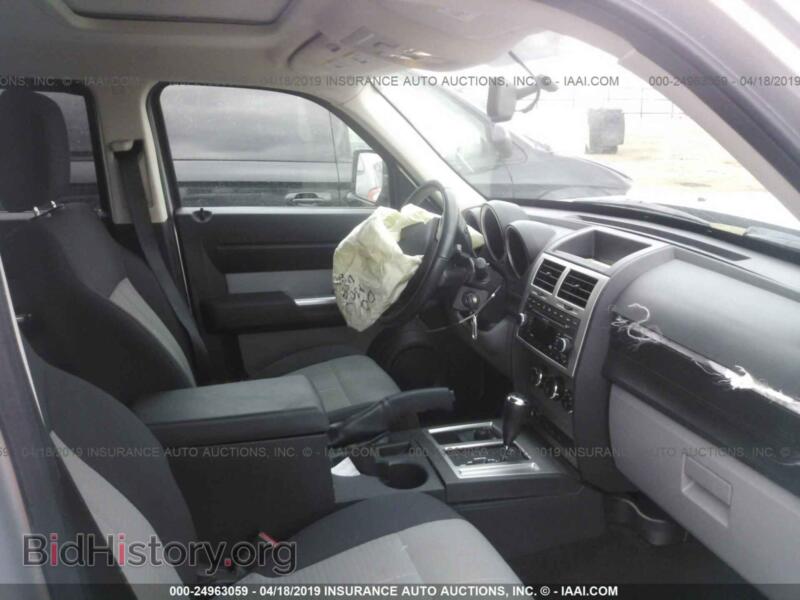 2007 Dodge NITRO (VIN 1D8GU58K87W721004) — фото 5 из 10
