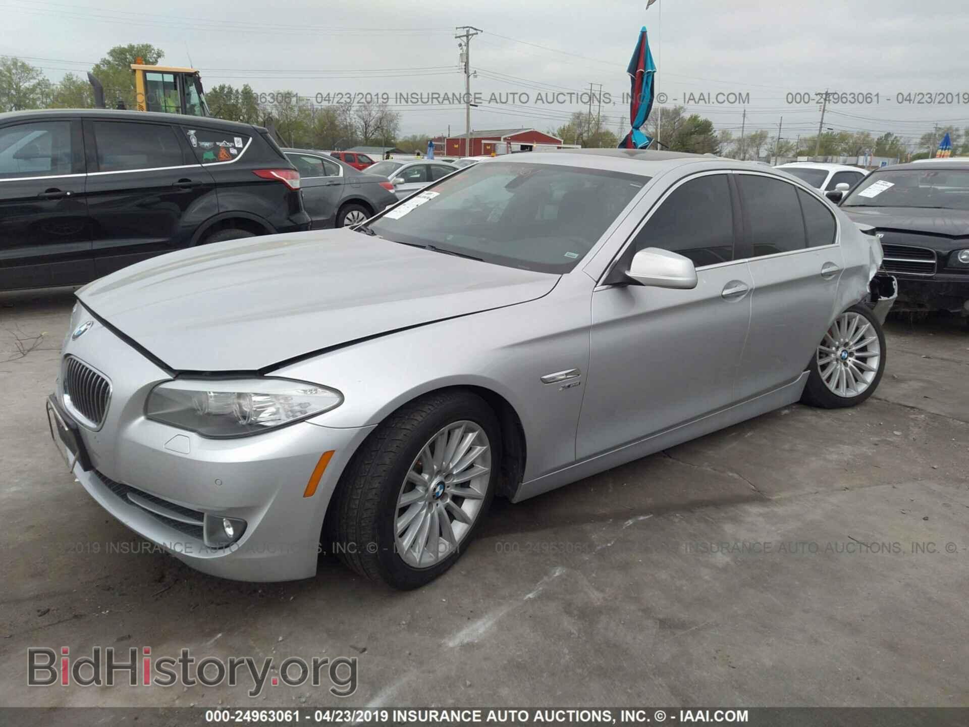 2012 BMW 535 - VIN: WBAFU7C58CDU60161 - Photo 2