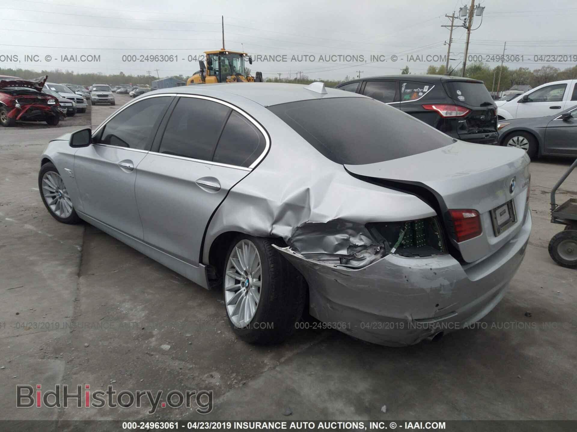 2012 BMW 535 - VIN: WBAFU7C58CDU60161 - Photo 3