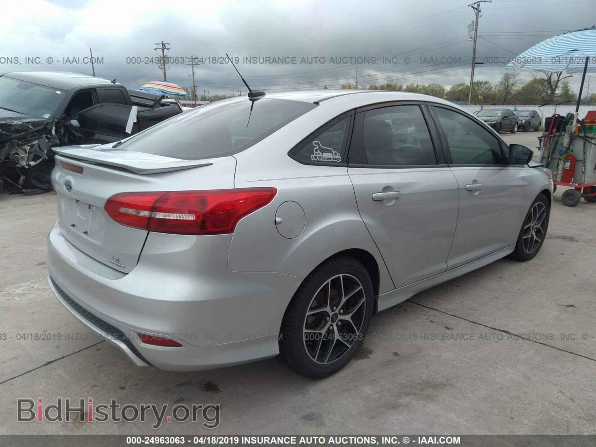 2015 FORD FOCUS - VIN: 1FADP3F22FL348127 - Photo 4