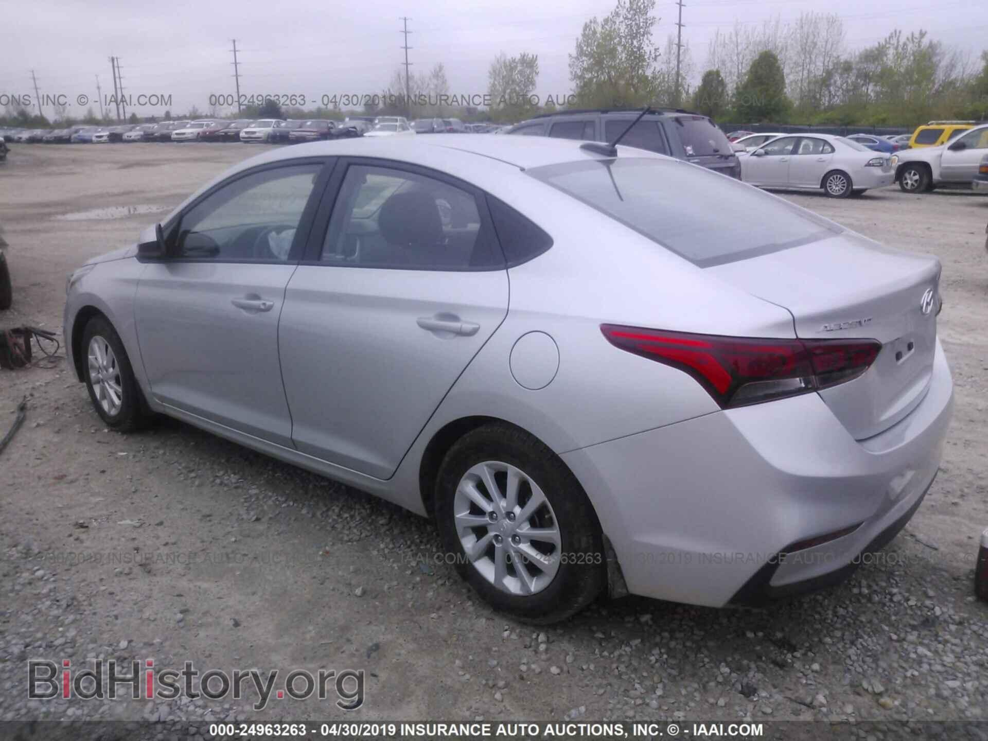 2018 HYUNDAI ACCENT - VIN: 3KPC24A3XJE020191 - Фото 3