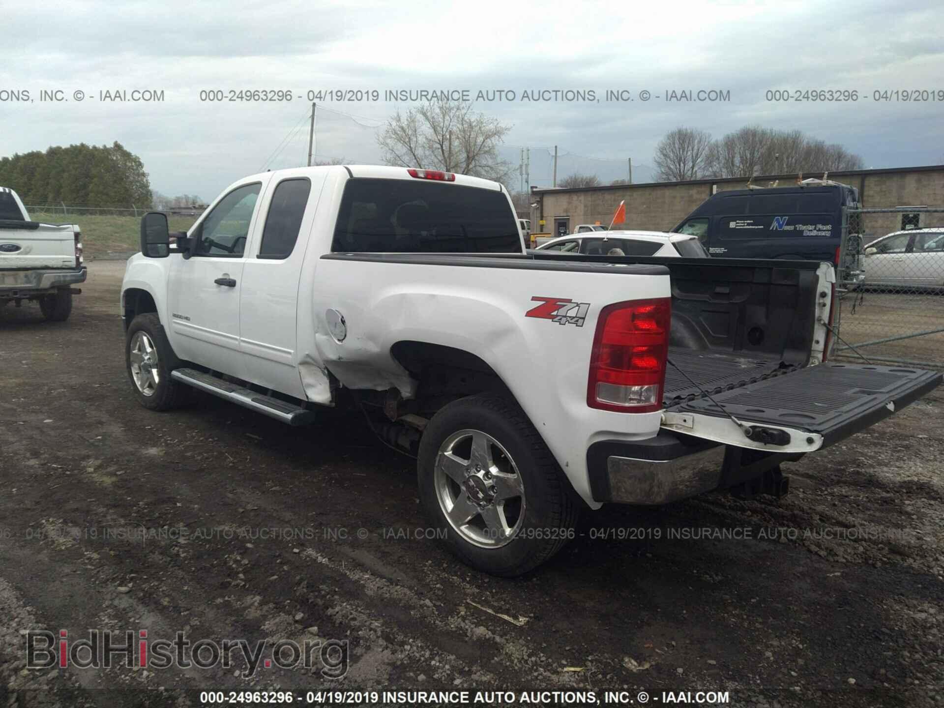 2011 GMC SIERRA - VIN: 1GT220CG5BZ466615 - Фото 3