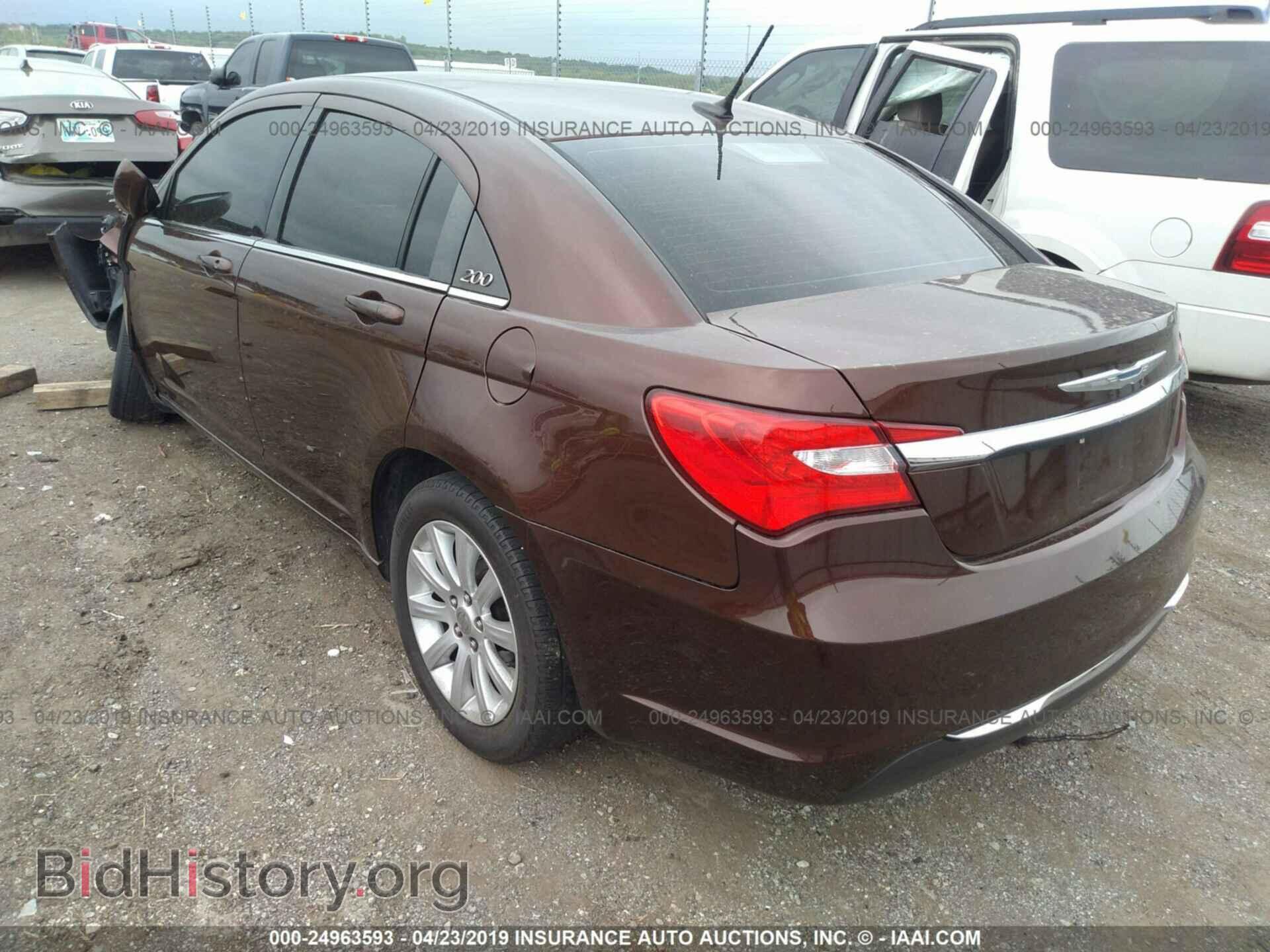 2012 CHRYSLER 200 - VIN: 1C3CCBBB3CN214863 - Фото 3