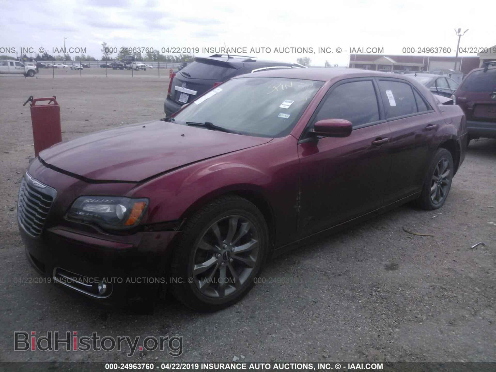 2014 CHRYSLER 300 - VIN: 2C3CCAGG8EH357186 - Фото 2