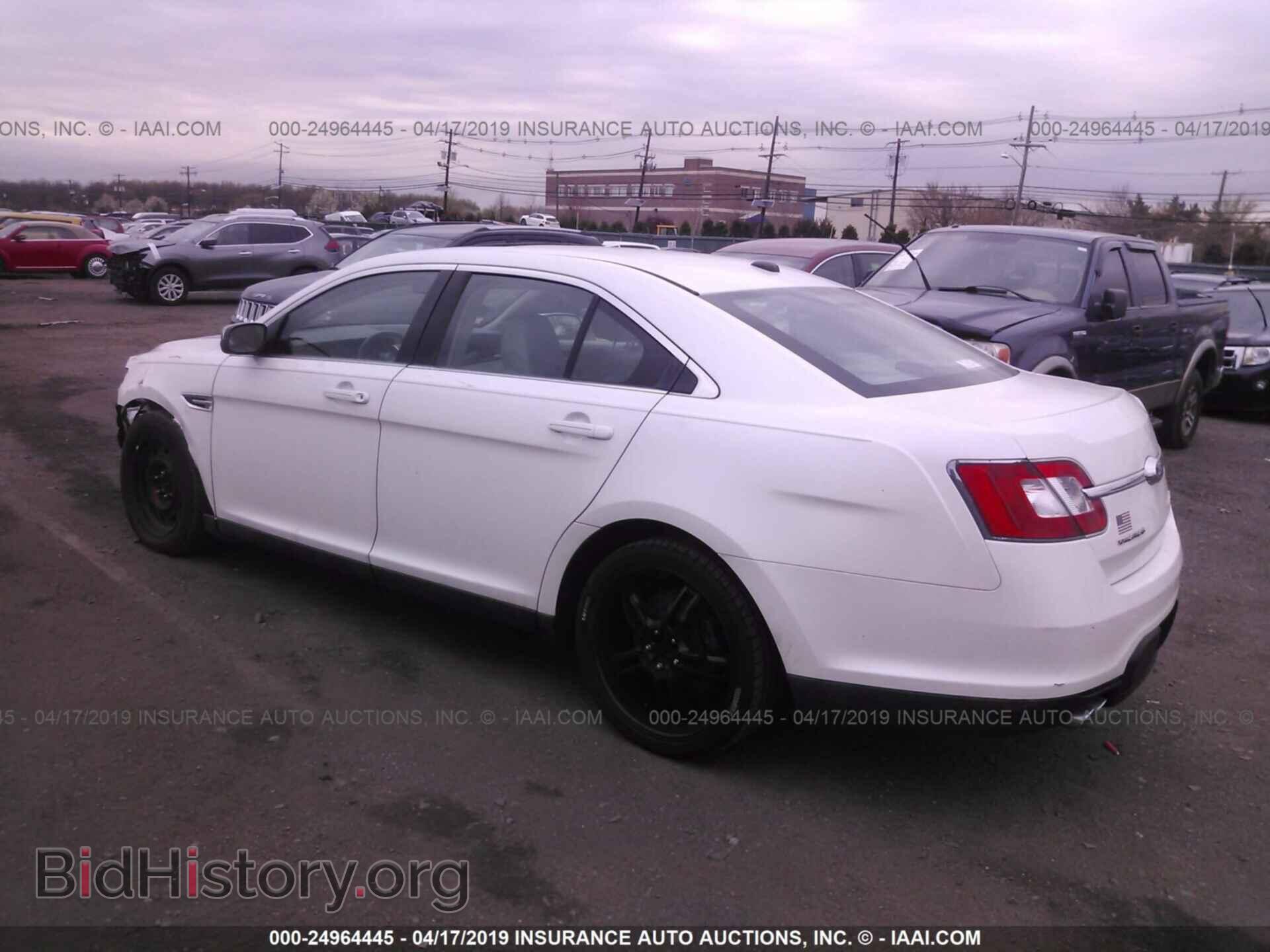 2011 FORD TAURUS - VIN: 1FAHP2FW4BG178029 - Фото 3