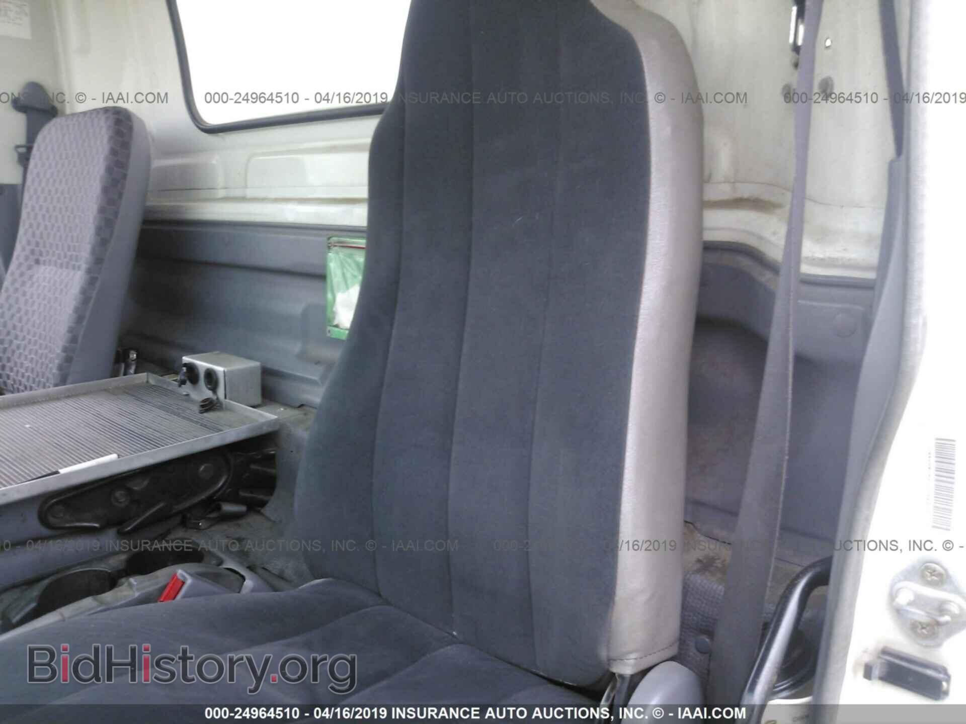 2007 GMC 5500 - VIN: J8DE5B16477300629 - Photo 8