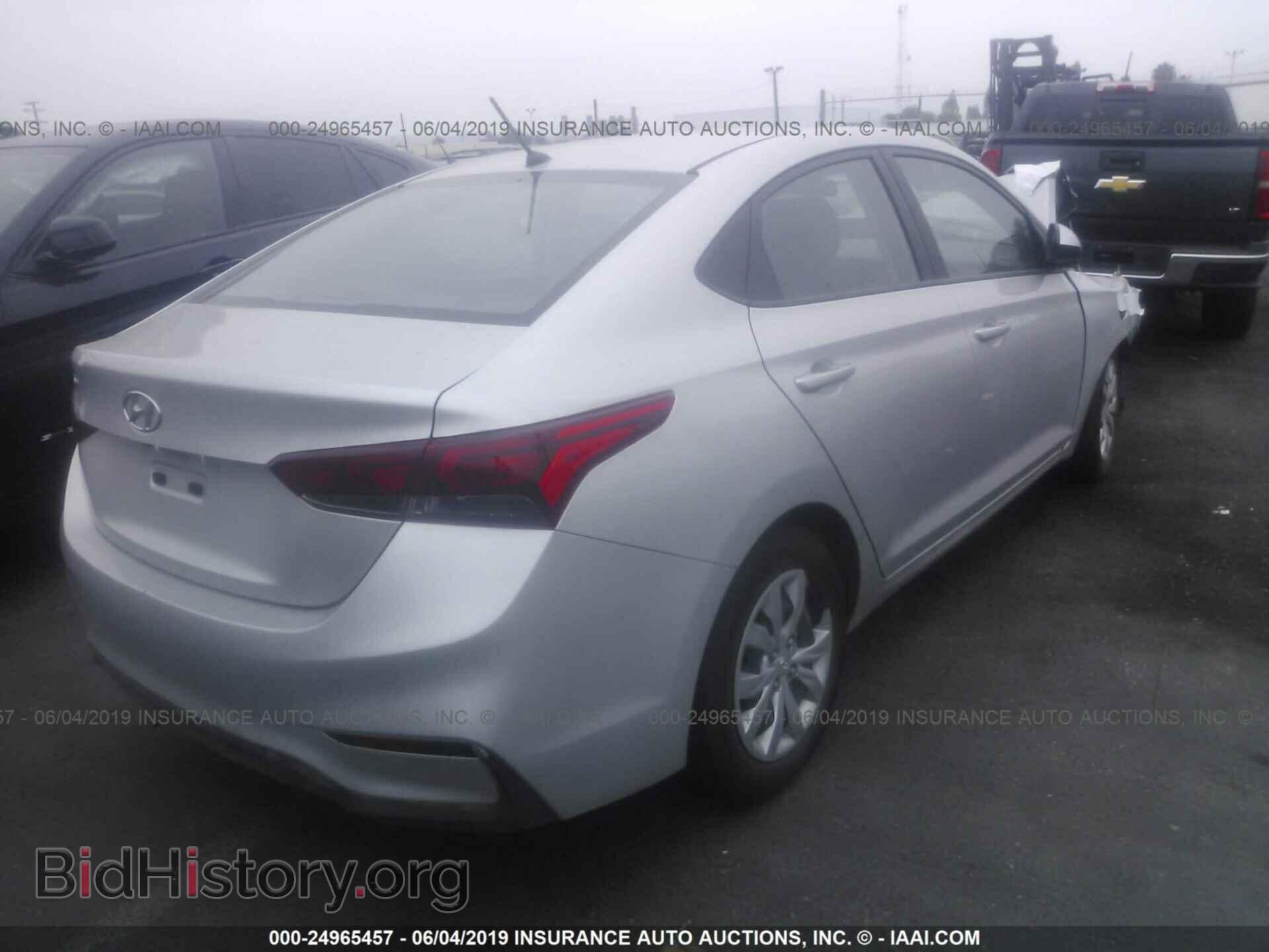 2018 HYUNDAI ACCENT - VIN: 3KPC24A32JE015423 - Фото 4