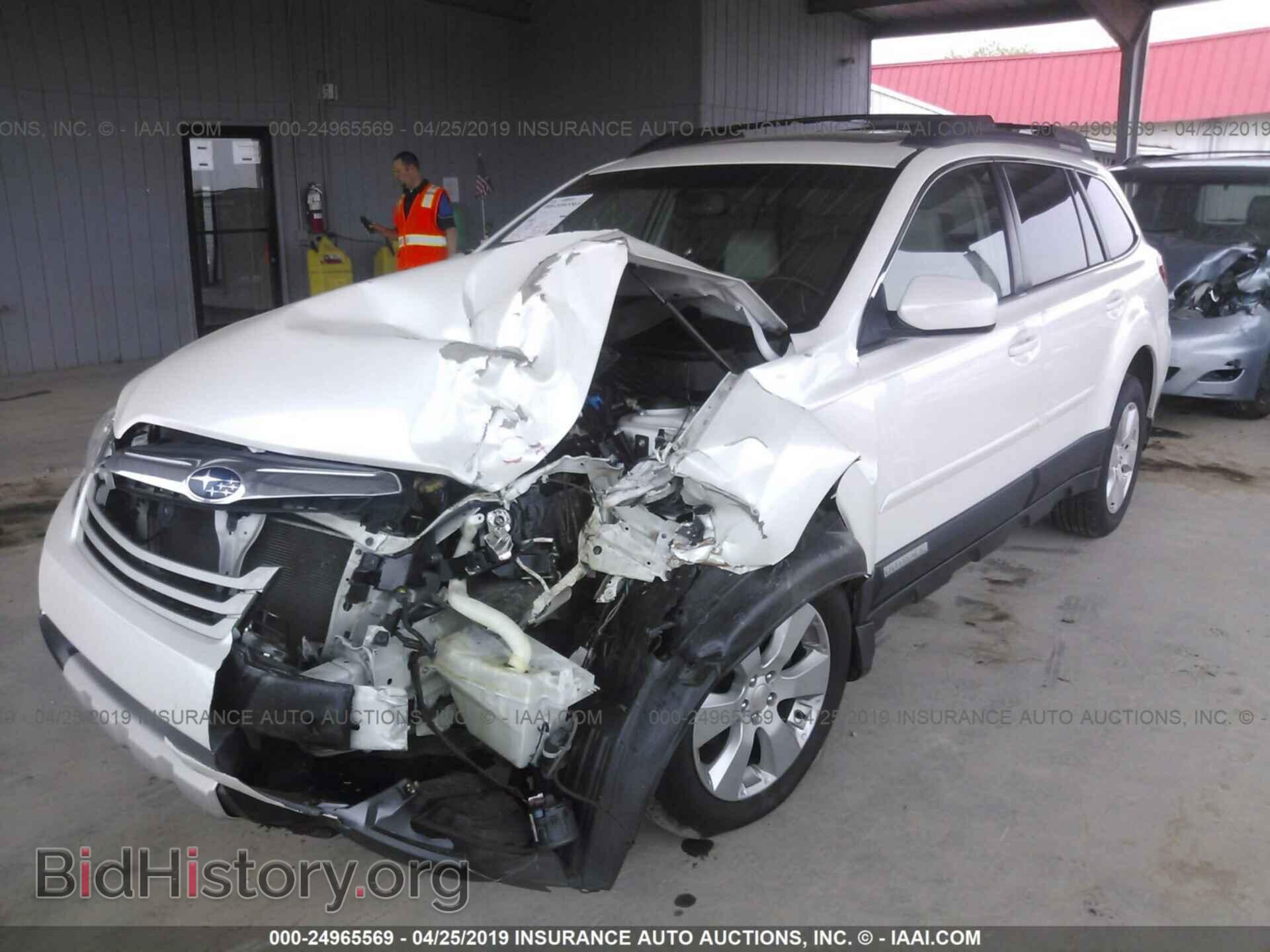 2011 SUBARU OUTBACK - VIN: 4S4BRCKC5B3386919 - Фото 2