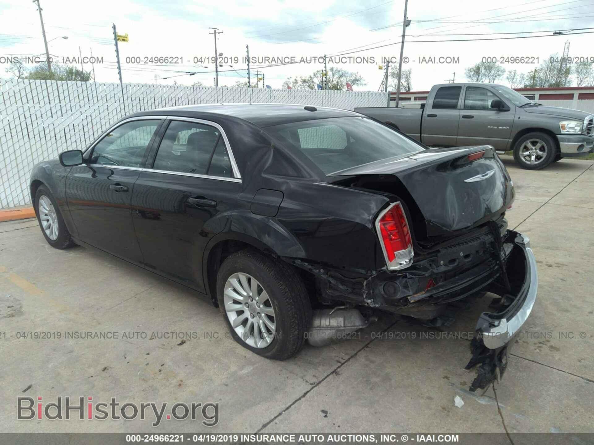 2013 CHRYSLER 300 - VIN: 2C3CCAAG1DH551291 - Фото 3