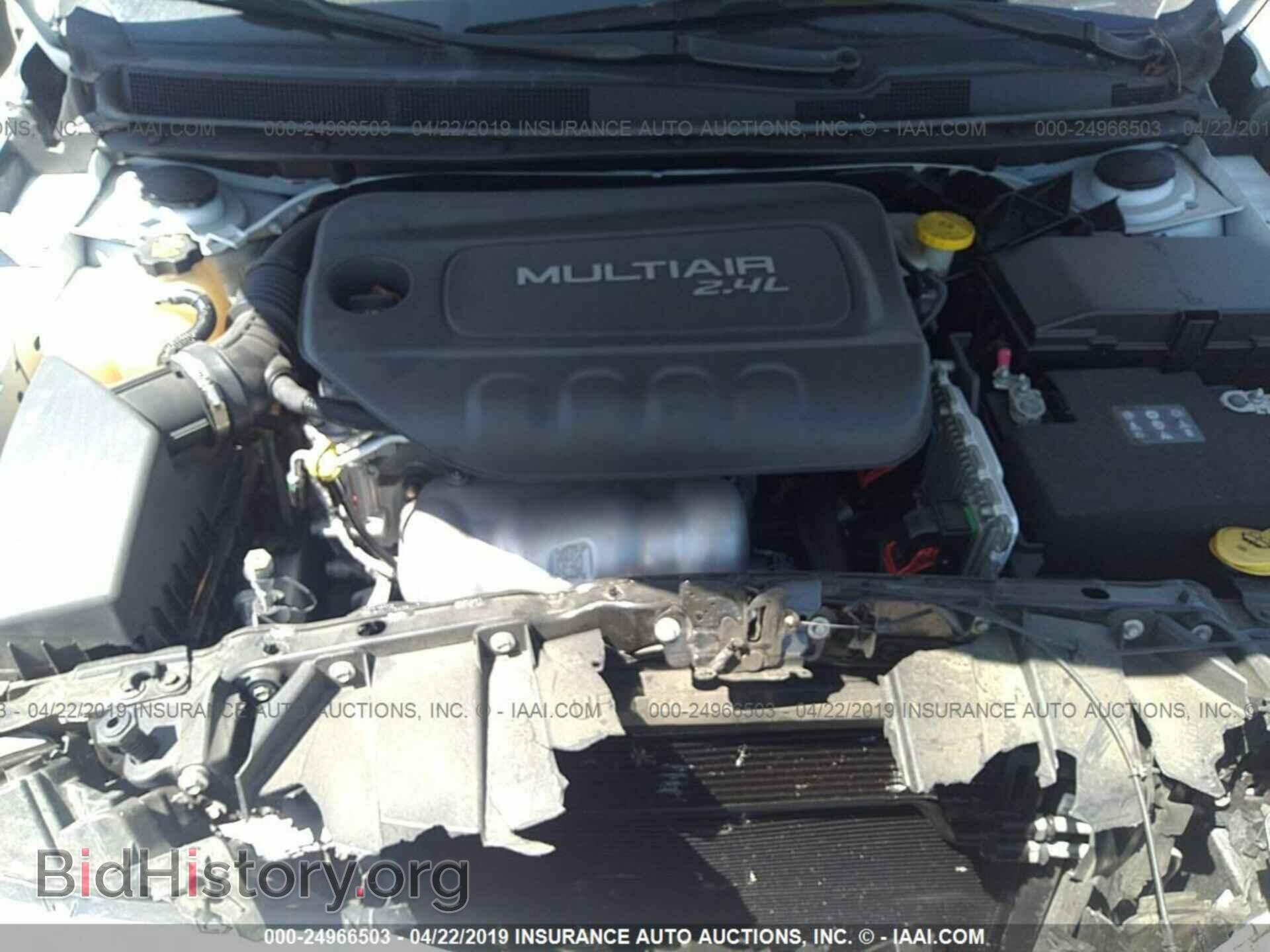 2016 CHRYSLER 200 - VIN: 1C3CCCAB9GN171143 - Фото 10