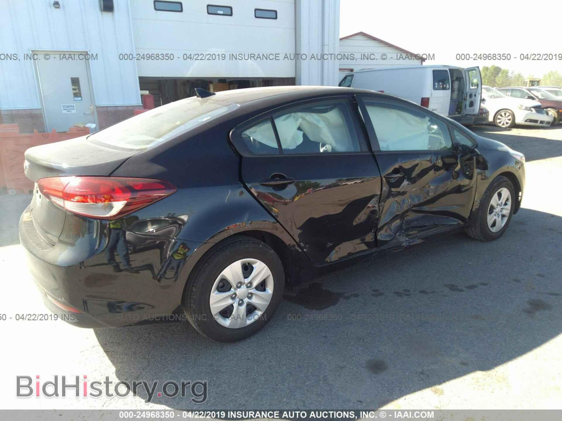 2017 KIA FORTE - VIN: 3KPFK4A7XHE063438 - Фото 4