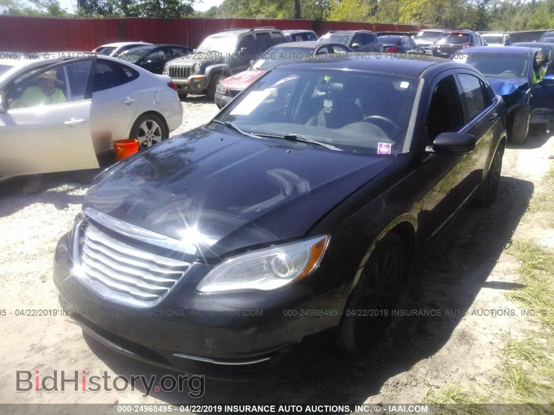 2013 CHRYSLER 200 - VIN: 1C3CCBBG2DN528226 - Photo 2