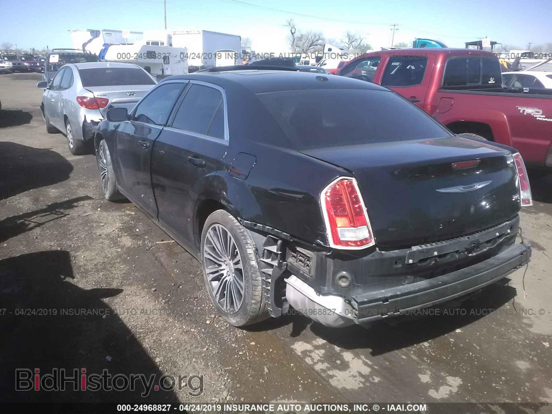 2013 CHRYSLER 300 - VIN: 2C3CCABG6DH561488 - Фото 3