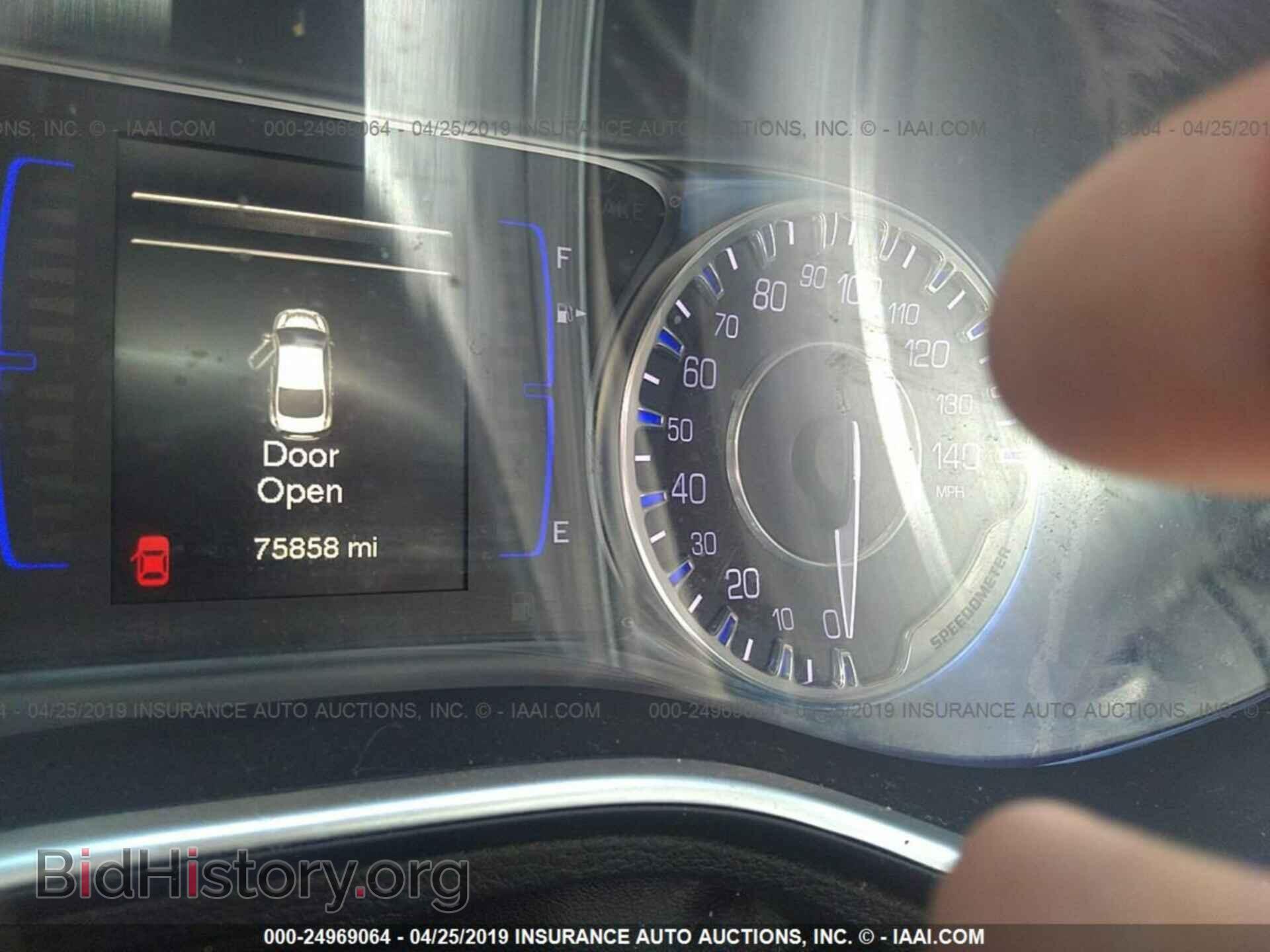 2016 CHRYSLER 200 - VIN: 1C3CCCAB0GN159186 - Photo 7
