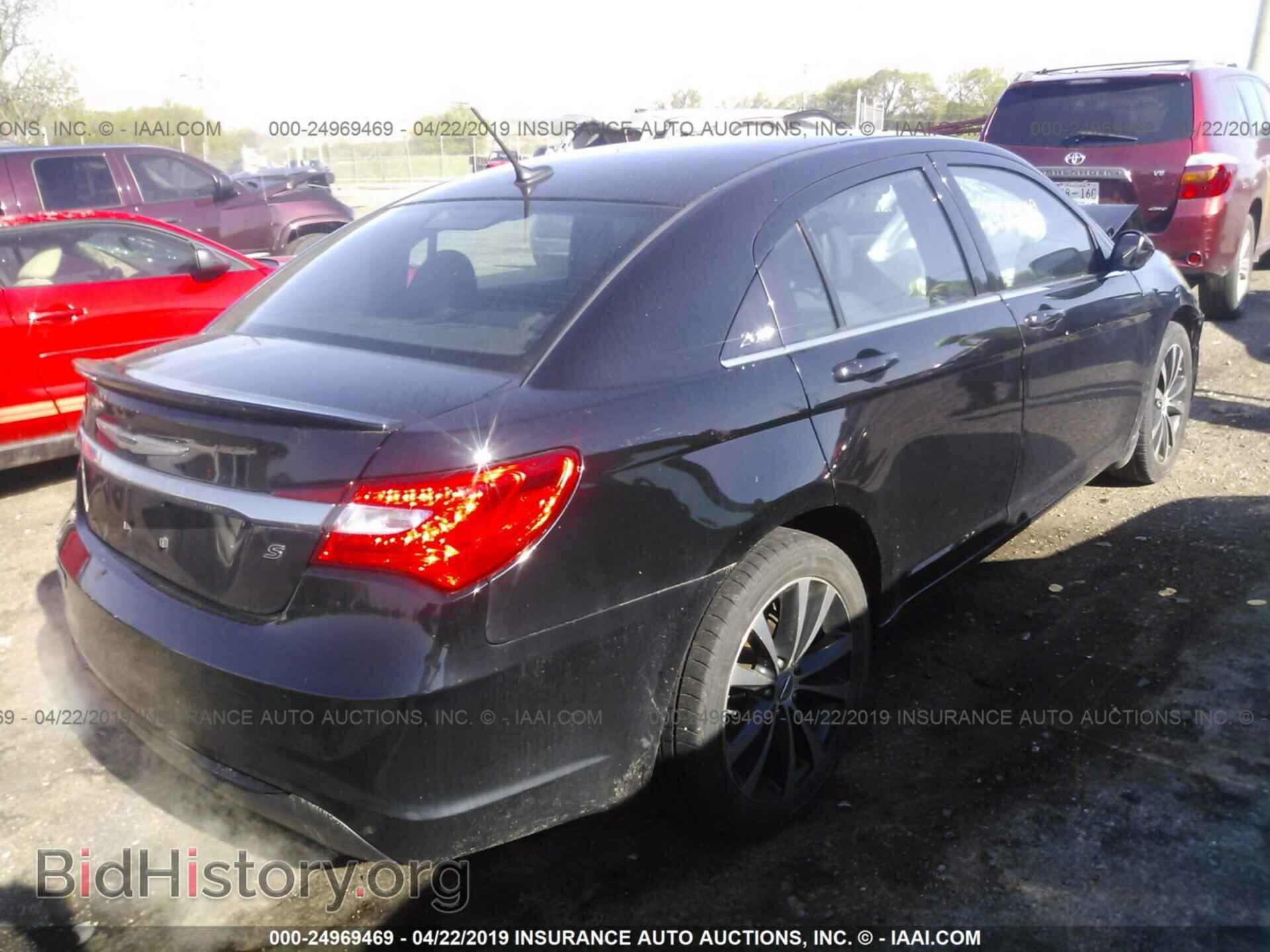 2014 CHRYSLER 200 - VIN: 1C3CCBBG1EN112329 - Фото 4