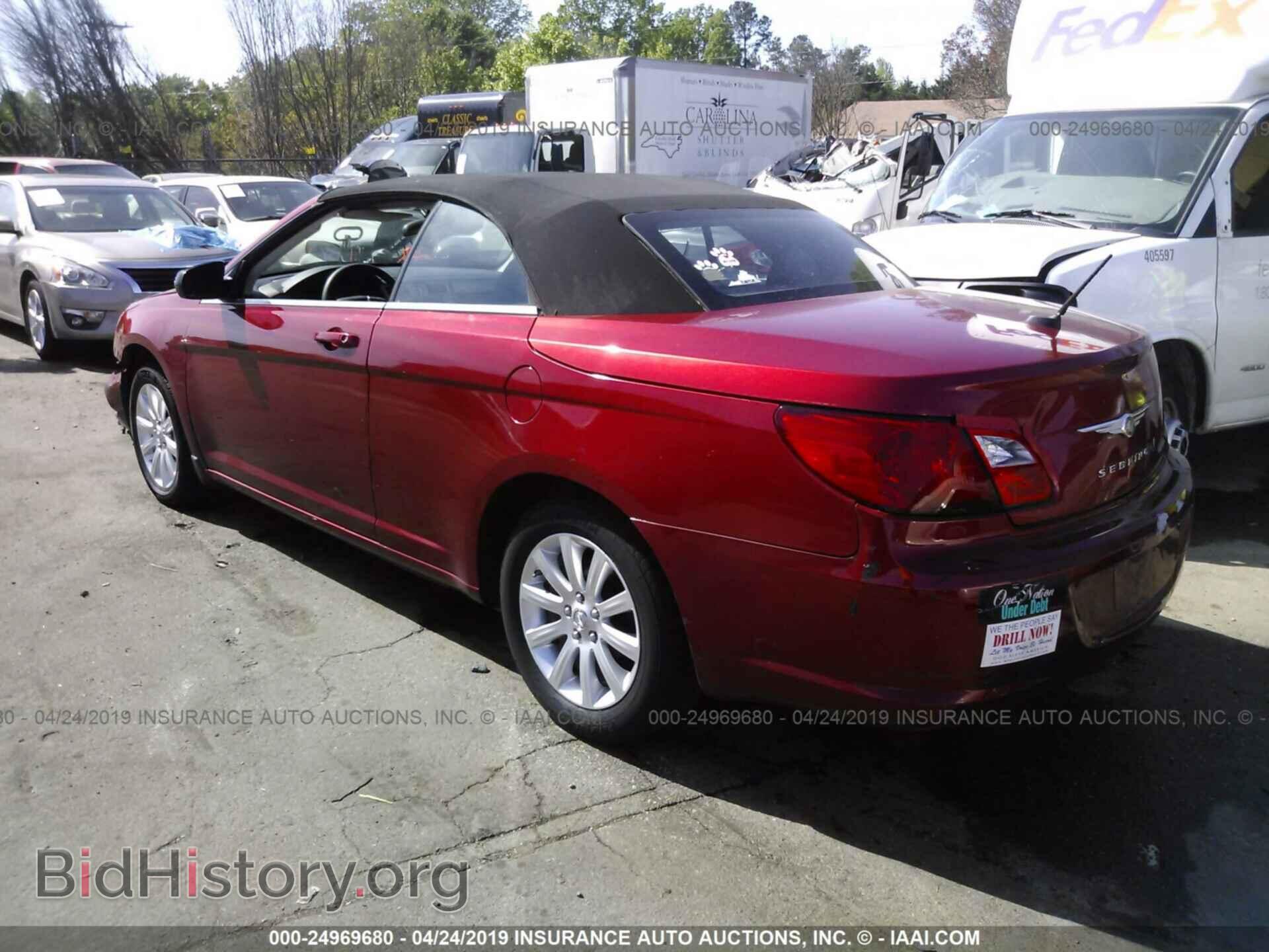 2010 CHRYSLER SEBRING - VIN: 1C3BC4EB2AN205779 - Фото 3