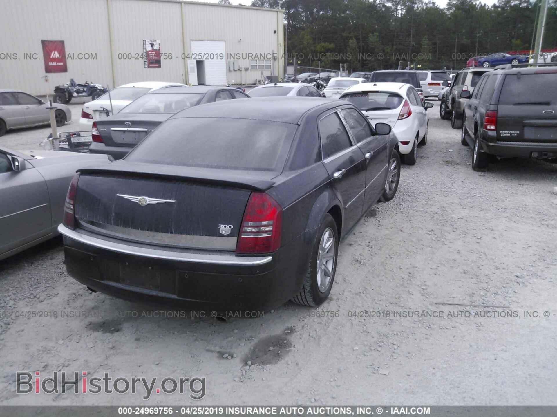 2006 CHRYSLER 300C - VIN: 2C3LA63H36H265194 - Фото 4