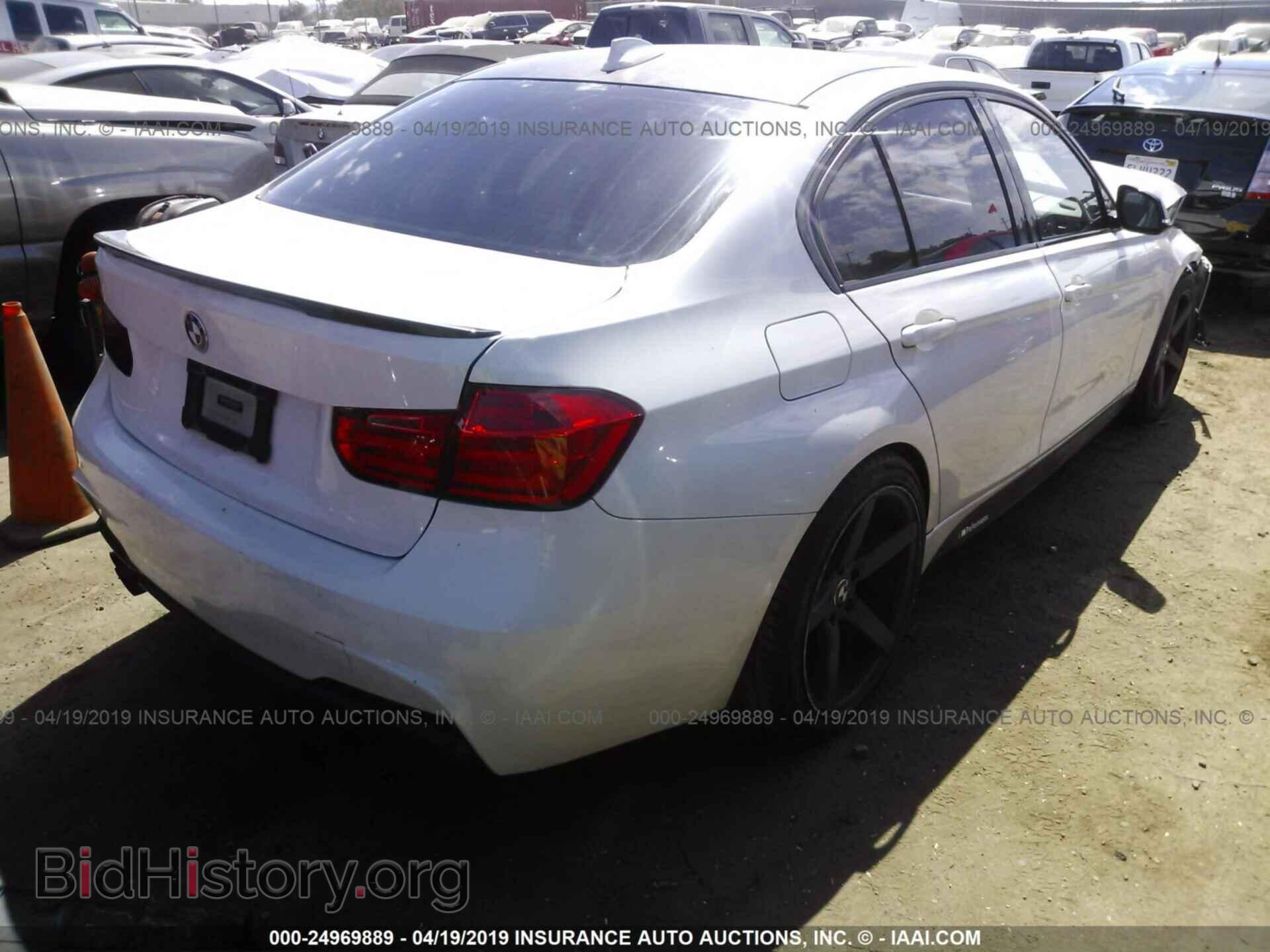 2013 BMW 328 - VIN: WBA3C1C50DF441810 - Фото 4