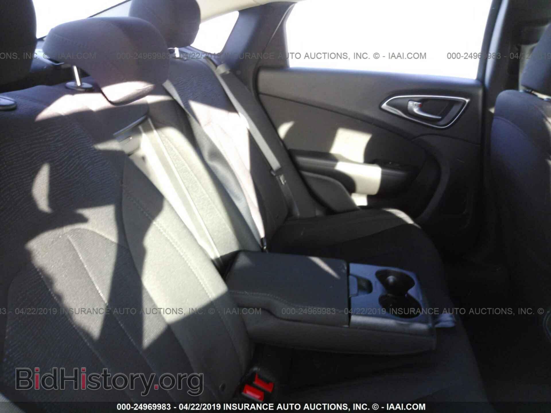 2016 CHRYSLER 200 - VIN: 1C3CCCAB8GN152177 - Фото 8
