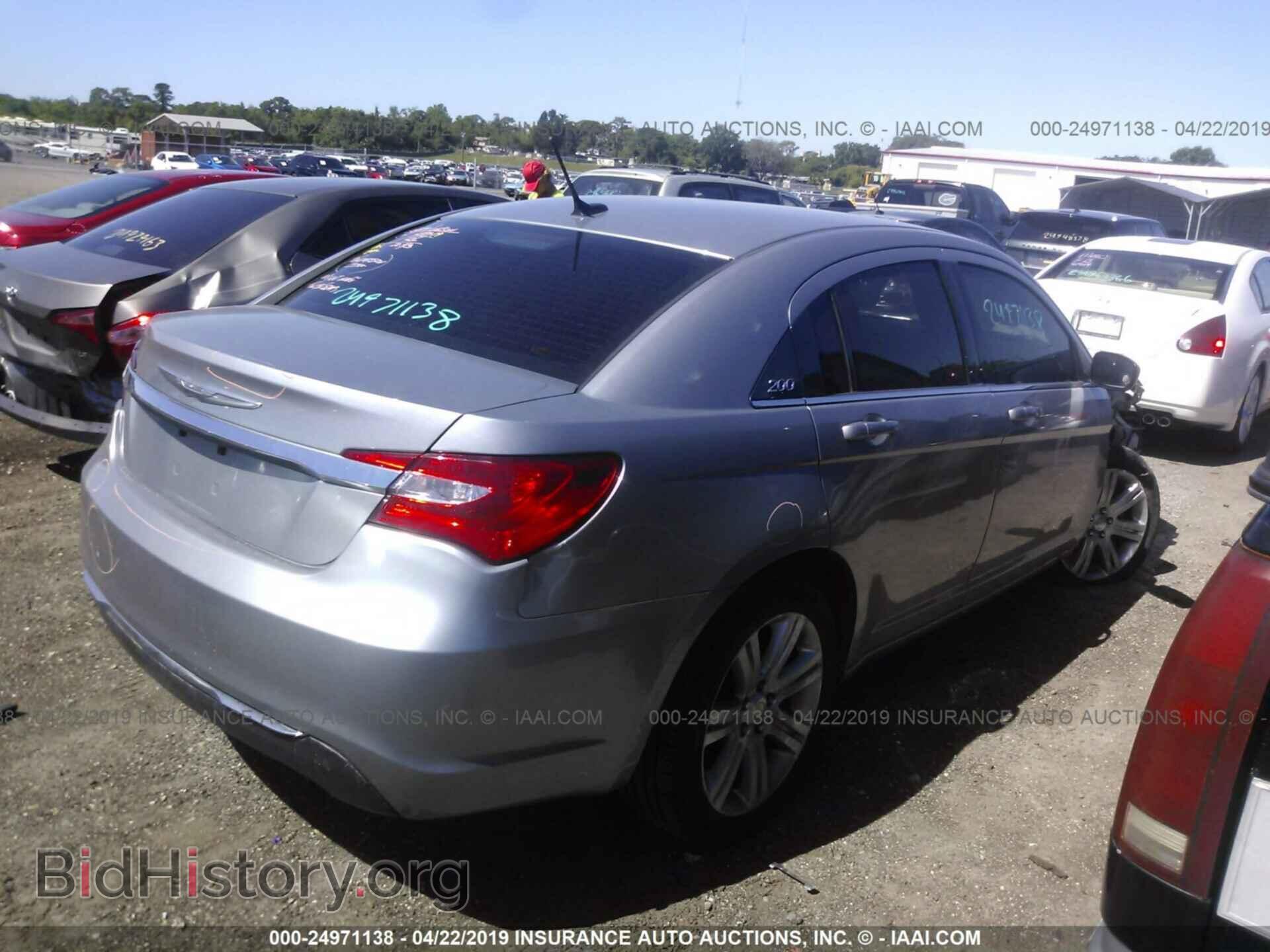 2013 CHRYSLER 200 - VIN: 1C3CCBBB6DN744472 - Photo 4
