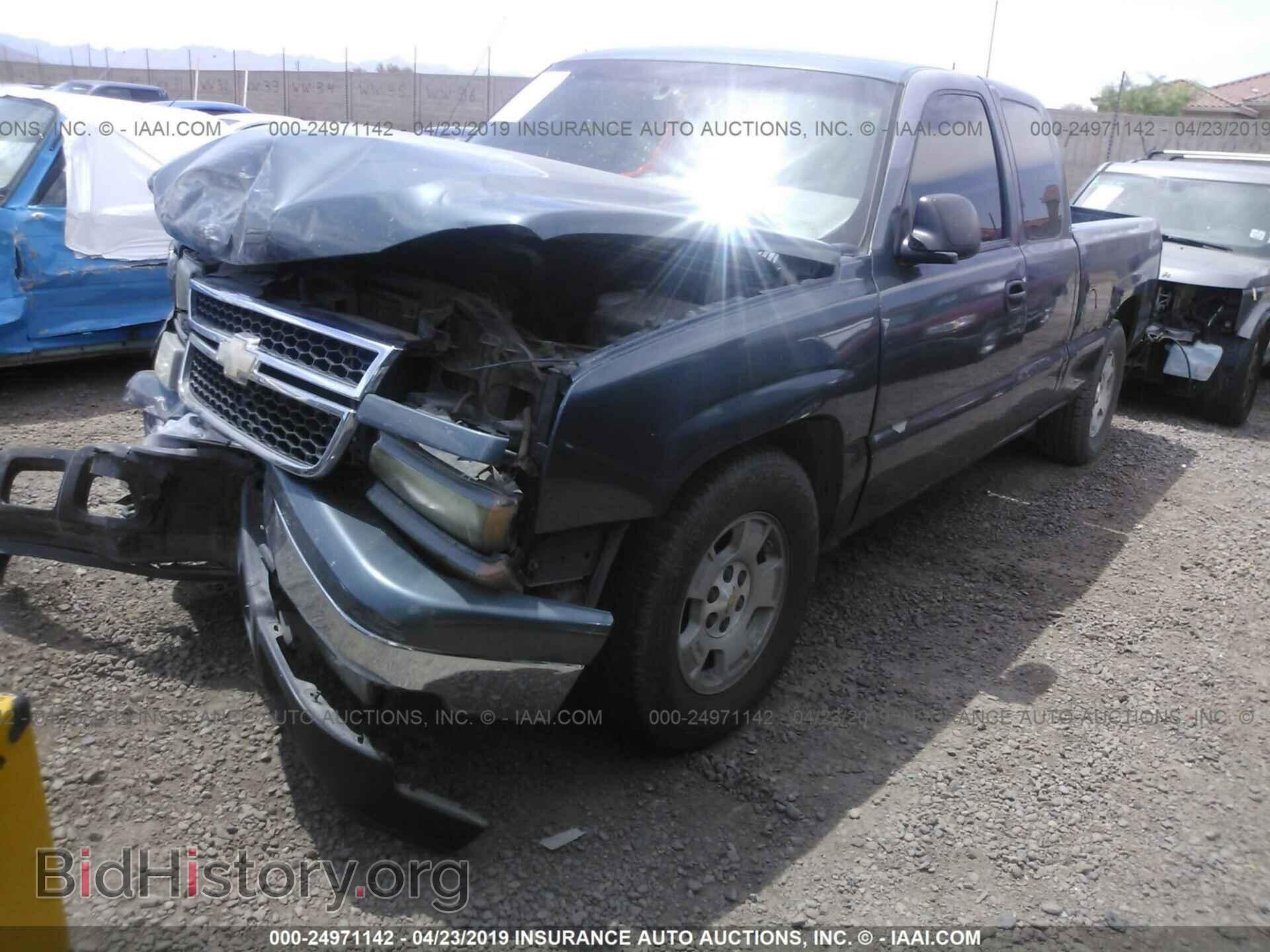 2006 CHEVROLET SILVERADO - VIN: 1GCEC19V16Z294613 - Photo 2