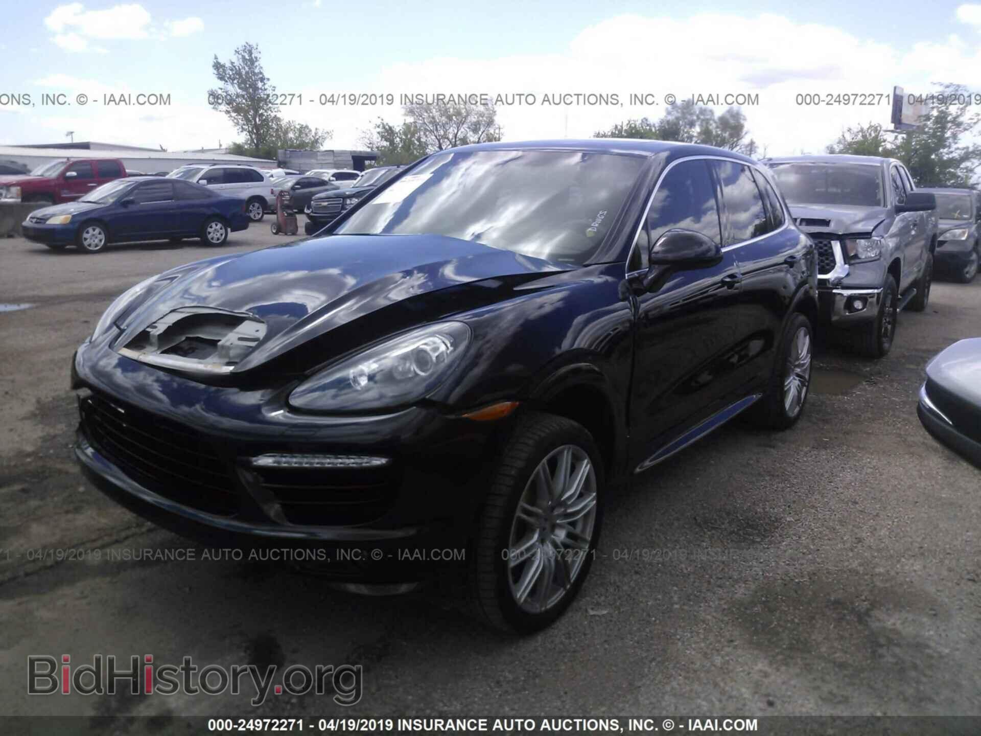 2013 PORSCHE CAYENNE - VIN: WP1AC2A28DLA92050 - Фото 2