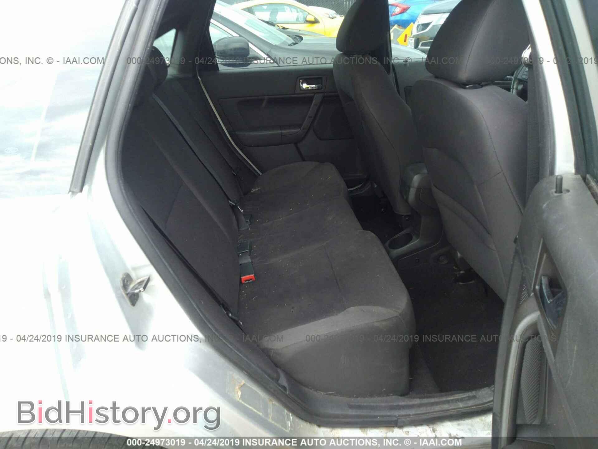 2011 FORD FOCUS - VIN: 1FAHP3GN4BW196371 - Фото 8