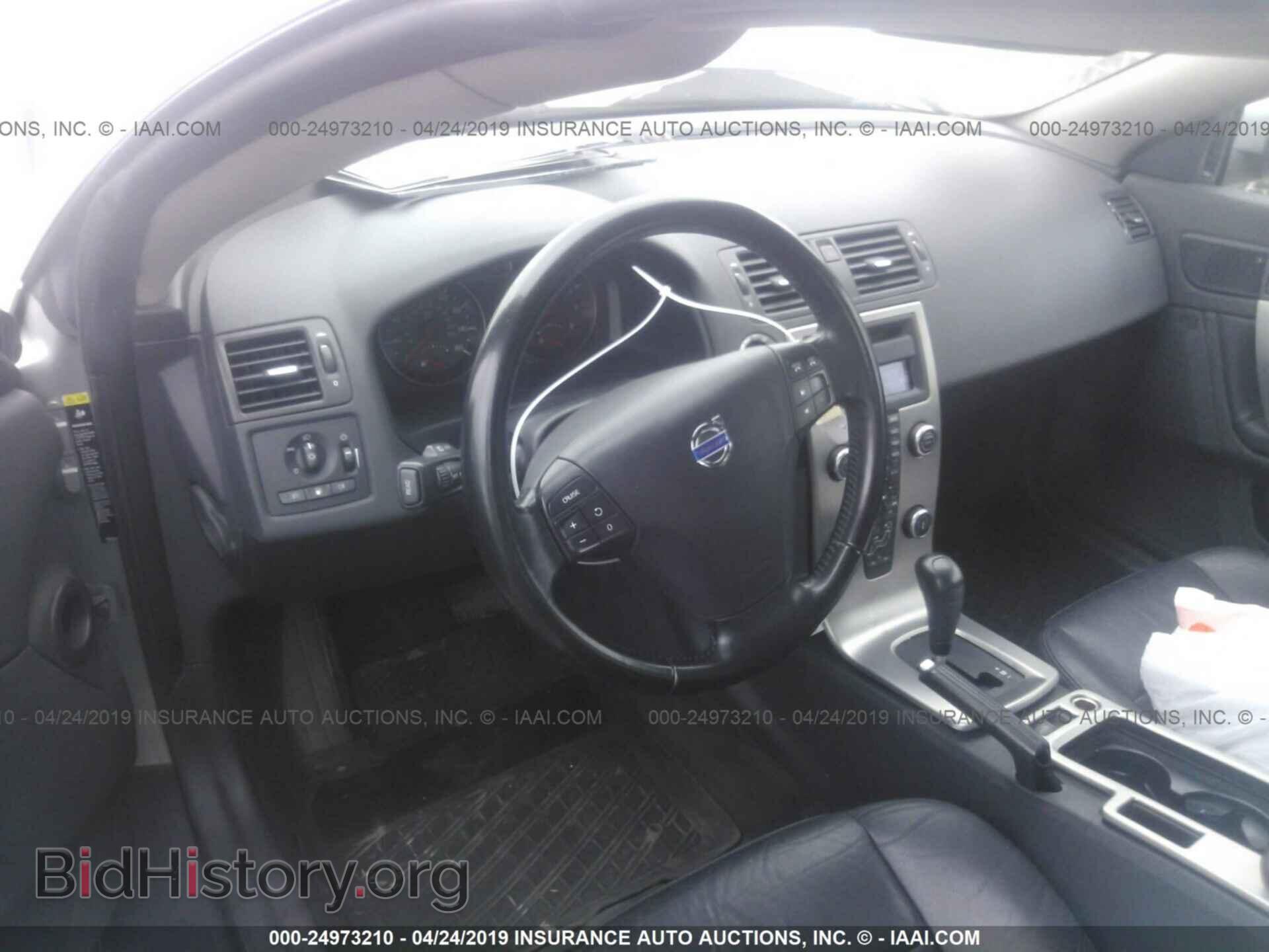 2010 VOLVO C70 - VIN: YV1672MC2AJ090103 - Фото 5