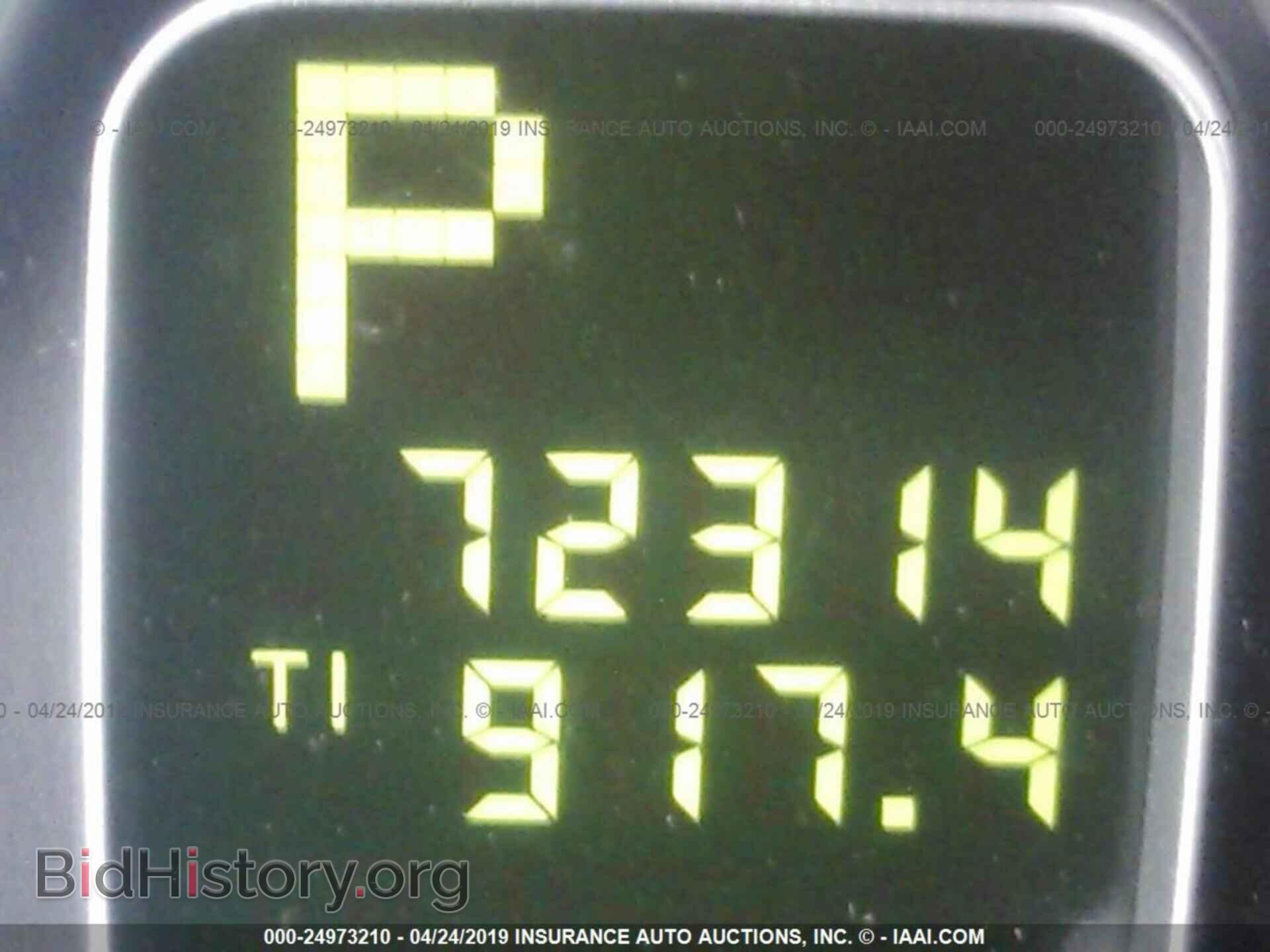 2010 VOLVO C70 - VIN: YV1672MC2AJ090103 - Фото 7