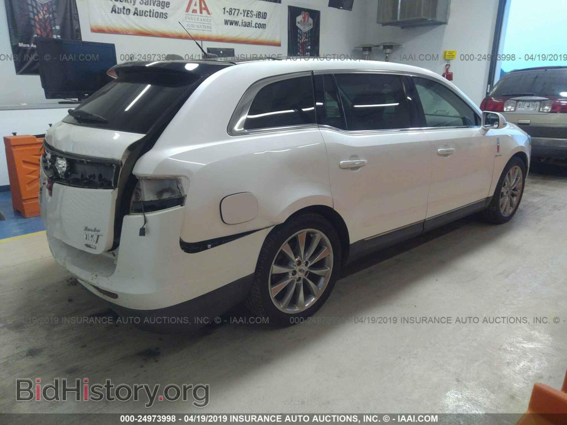 2012 LINCOLN MKT - VIN: 2LMHJ5AT1CBL51671 - Фото 4