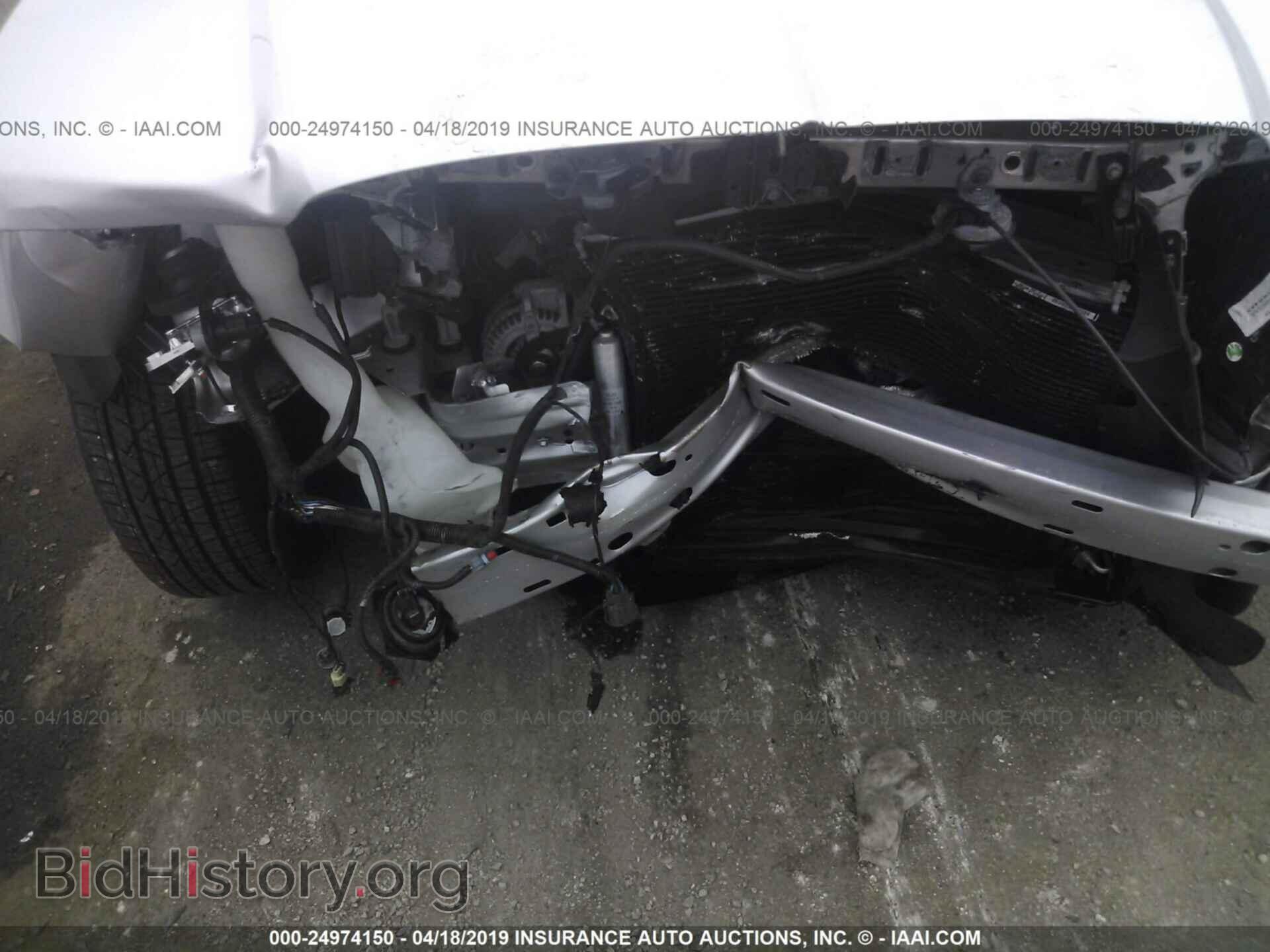 2009 CHRYSLER 300C - VIN: 2C3KA63T79H572484 - Фото 6