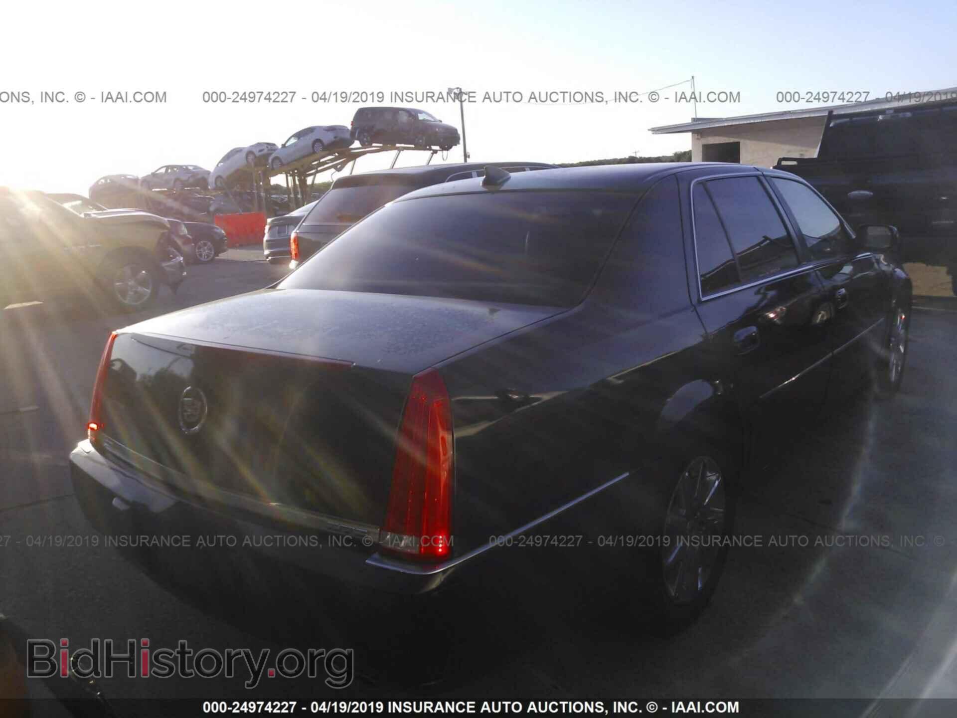 2011 CADILLAC DTS - VIN: 1G6KH5E65BU117972 - Фото 4