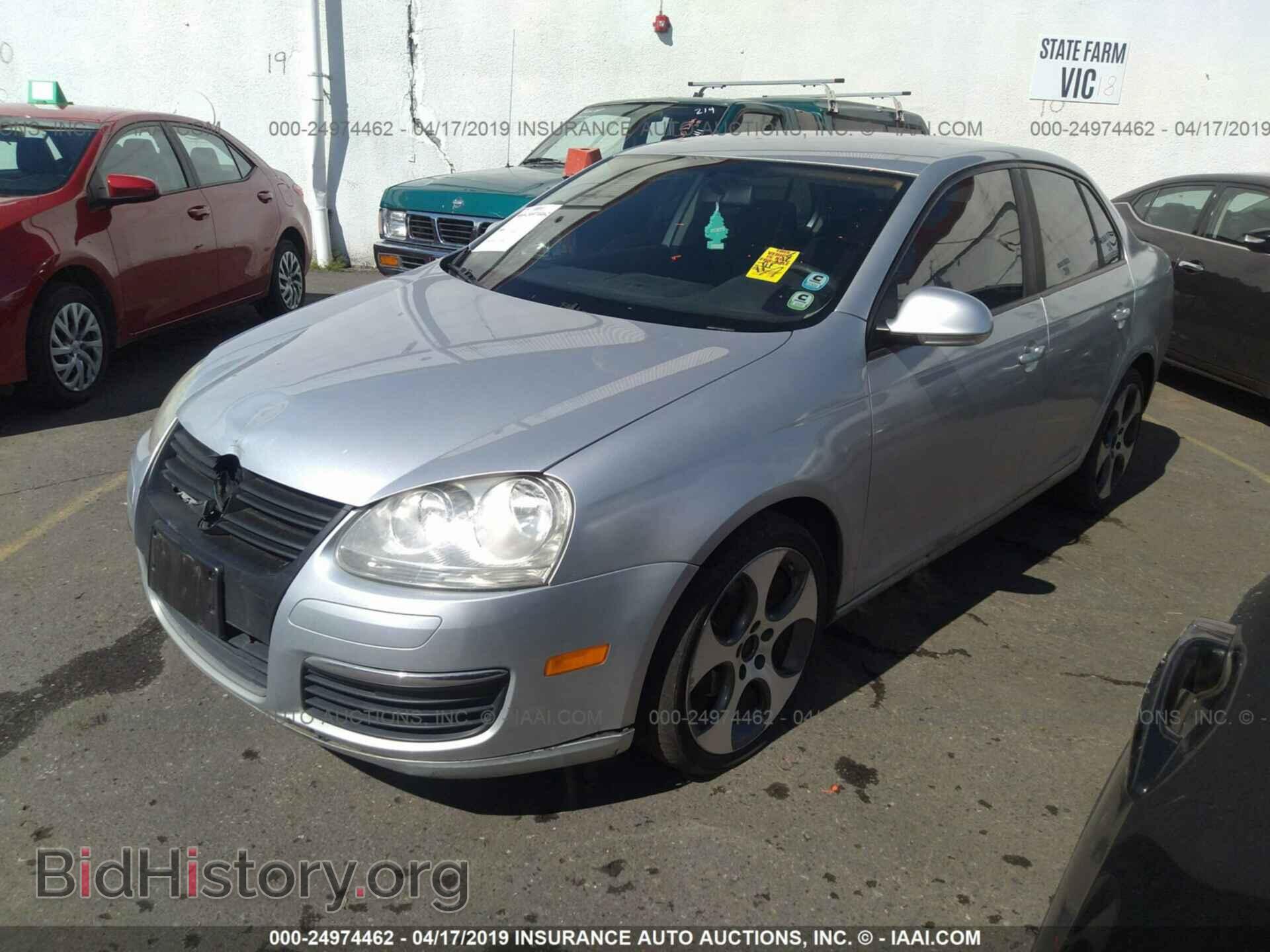 2005 VOLKSWAGEN NEW JETTA - VIN: 3VWPF71K55M632239 - Фото 2